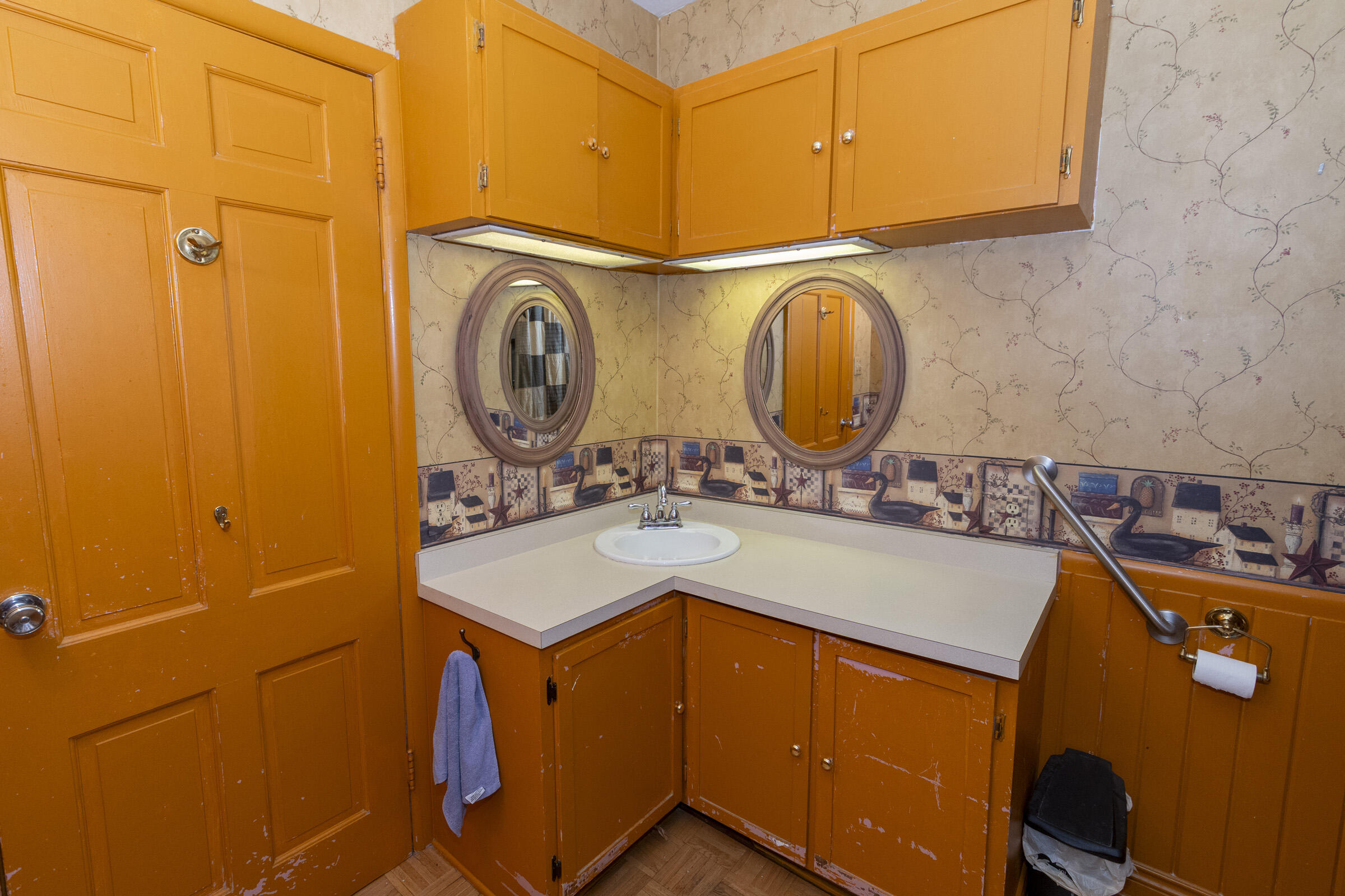 69115 Maple Street Edwardsburg MI 49112