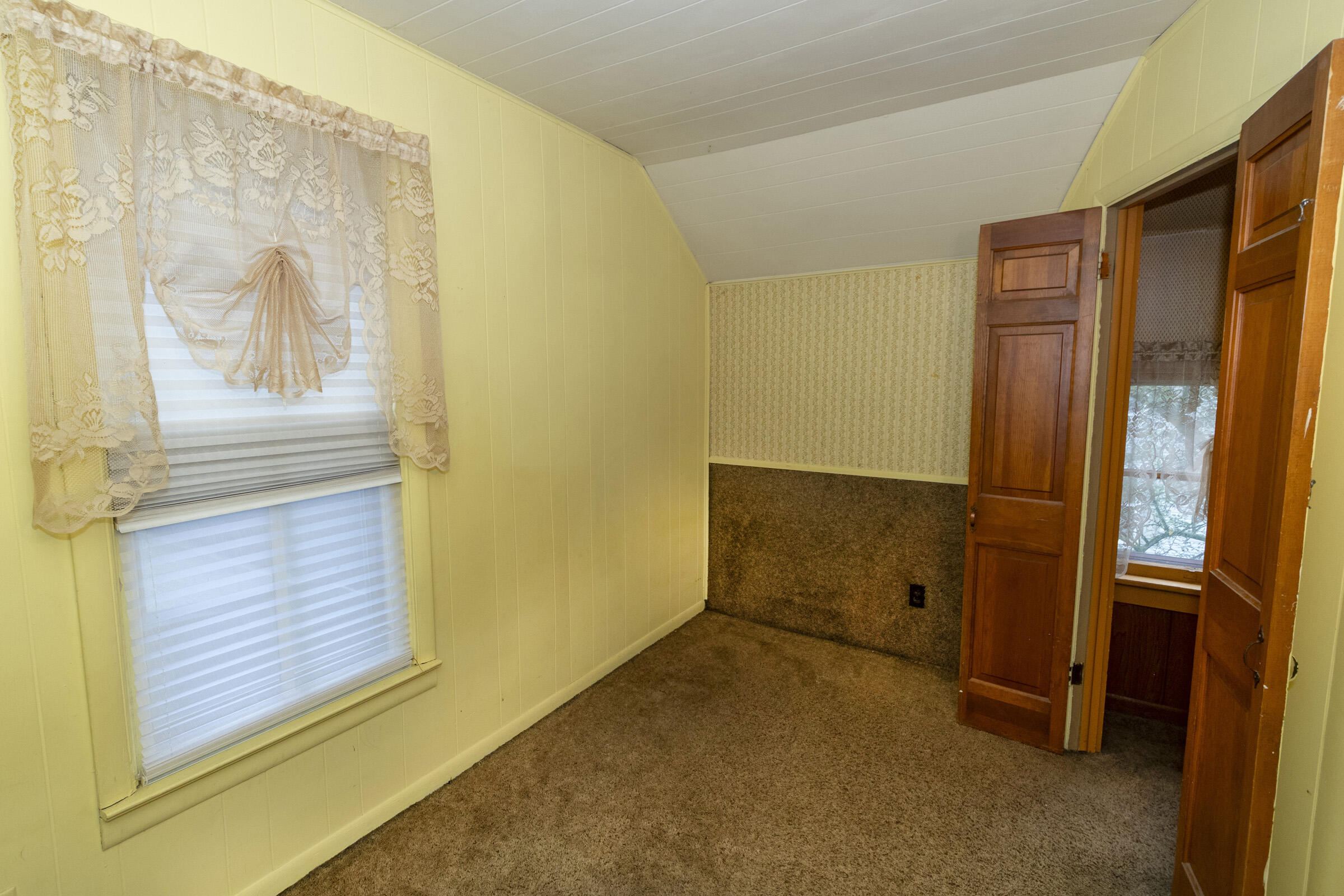 69115 Maple Street Edwardsburg MI 49112