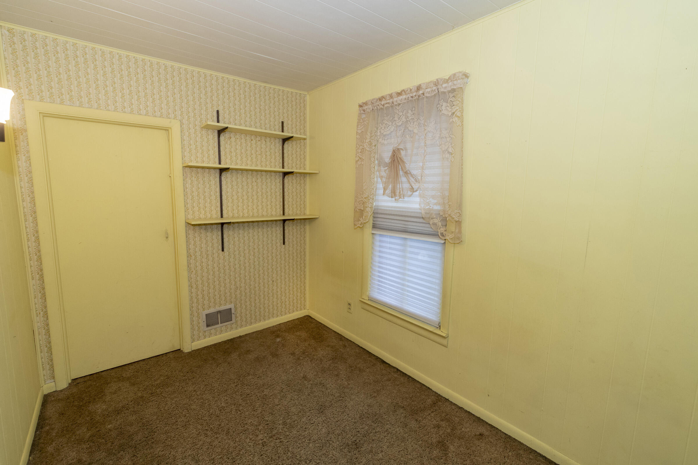 69115 Maple Street Edwardsburg MI 49112