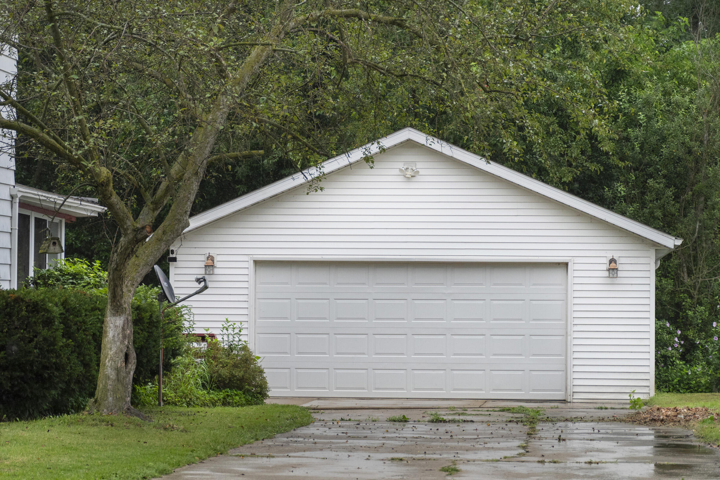 69115 Maple Street Edwardsburg MI 49112