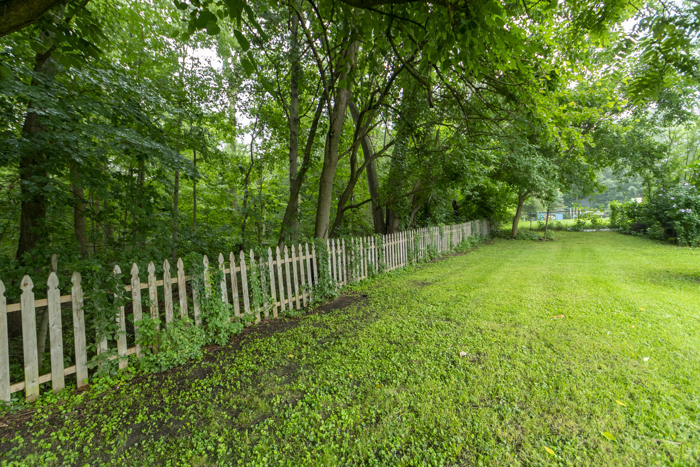 69115 Maple Street Edwardsburg MI 49112