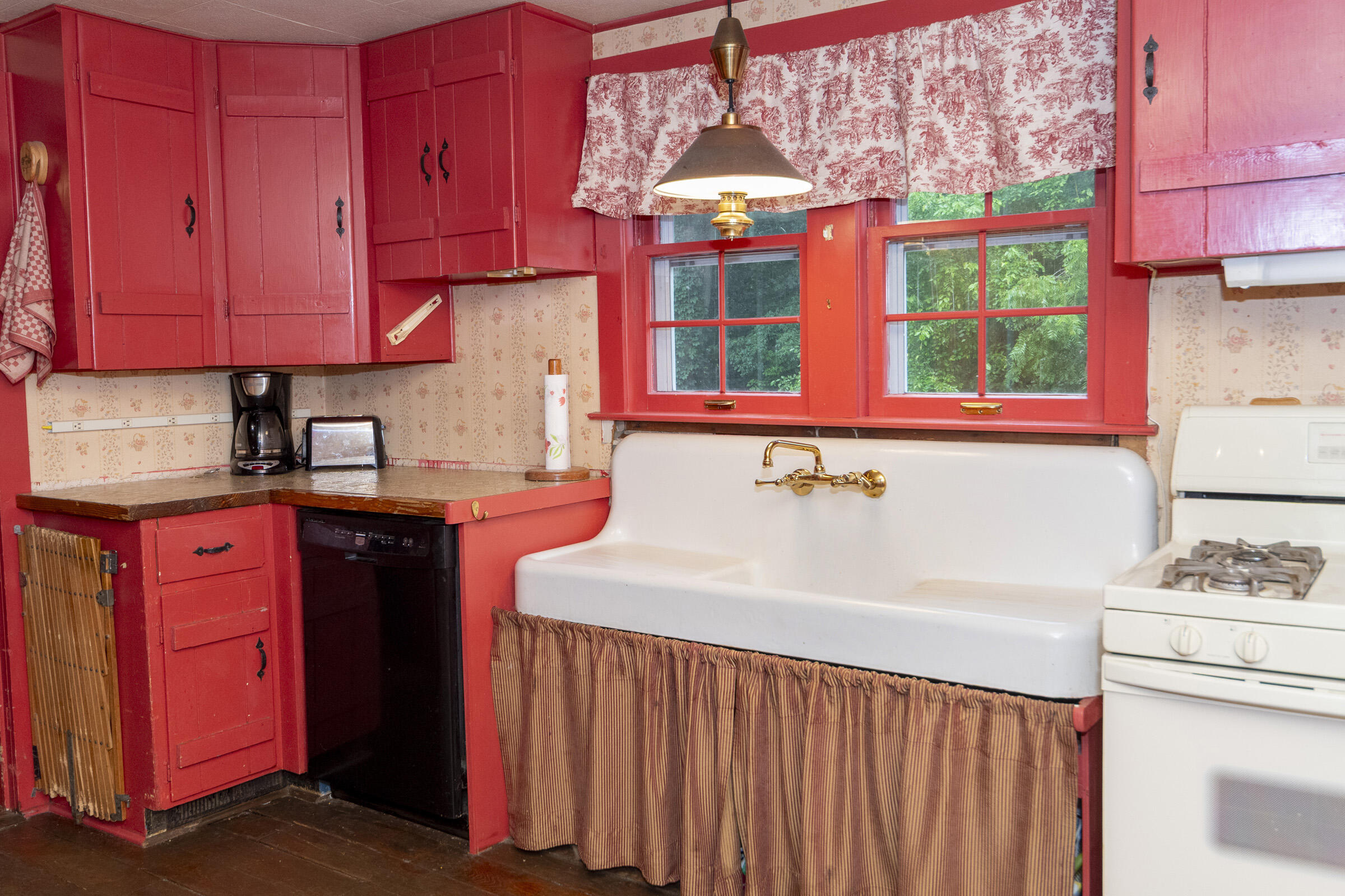 69115 Maple Street Edwardsburg MI 49112