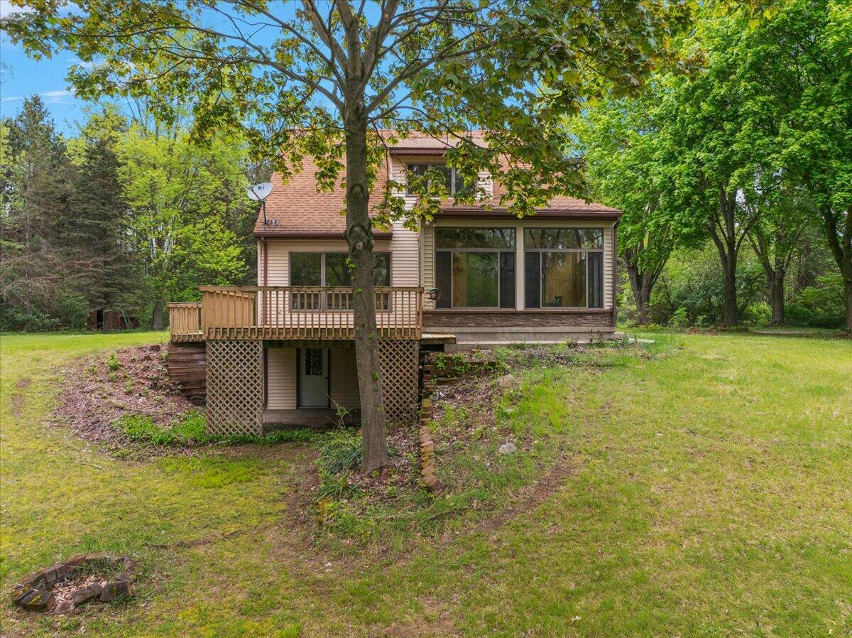 2270 Fonger Street NE Rockford MI 49341