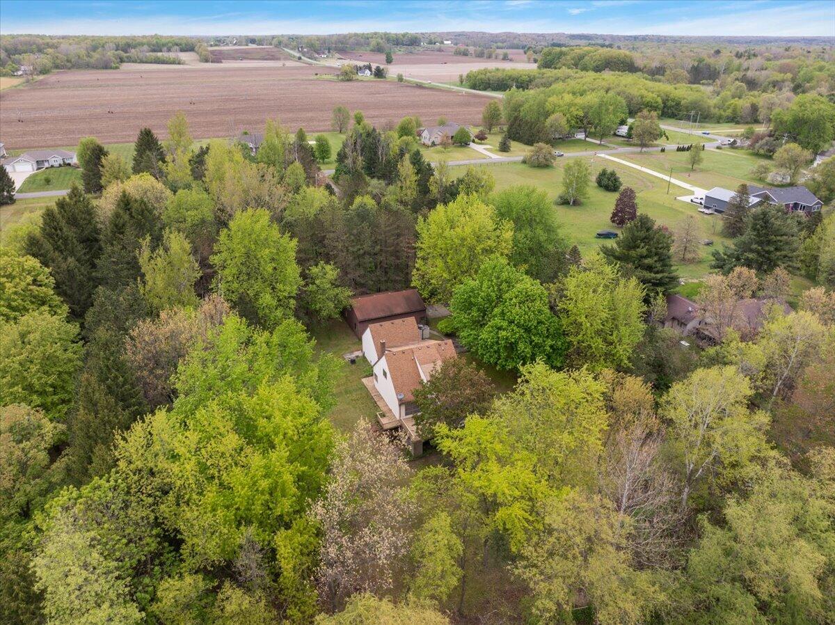 2270 Fonger Street NE Rockford MI 49341