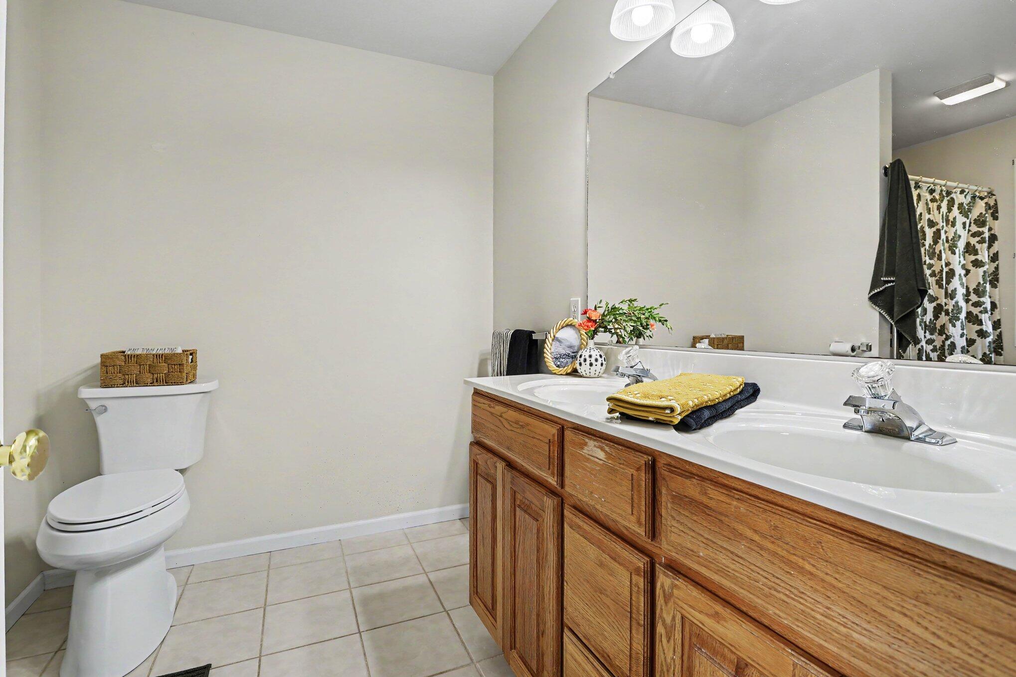 4132 Stoney Hill Drive Kalamazoo MI 49009