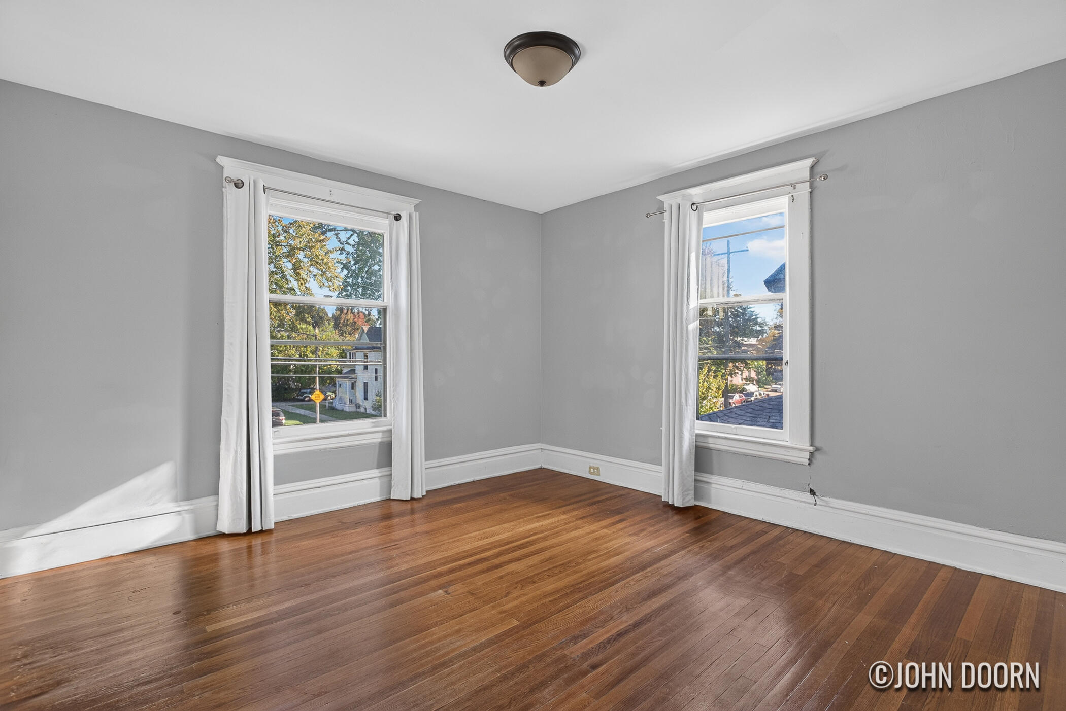 1318 Wealthy Street SE Grand Rapids MI 49506