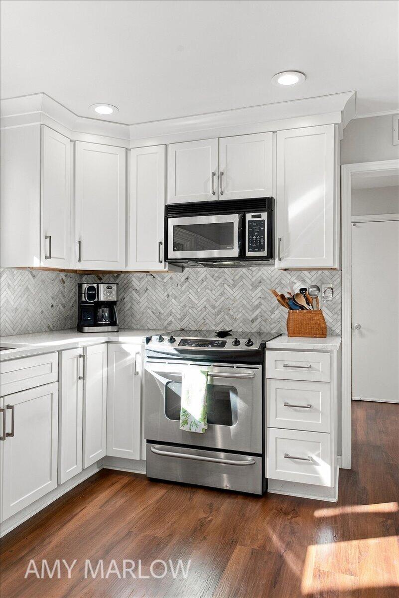 1424 Sherwood Avenue SE East Grand Rapids MI 49506