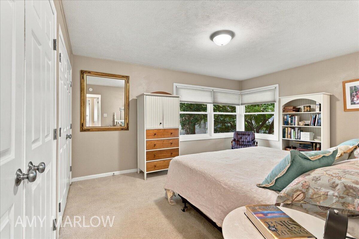 1424 Sherwood Avenue SE East Grand Rapids MI 49506