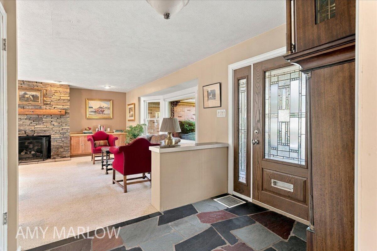 1424 Sherwood Avenue SE East Grand Rapids MI 49506