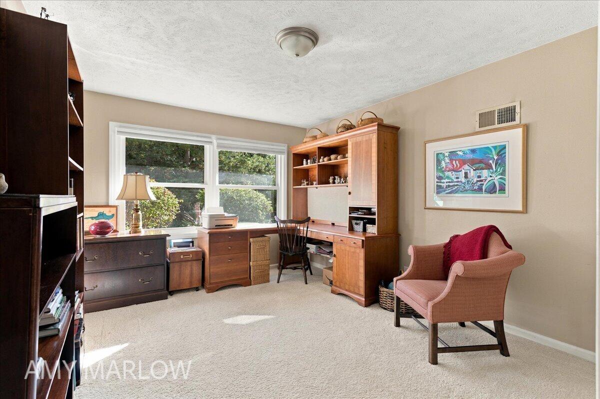 1424 Sherwood Avenue SE East Grand Rapids MI 49506