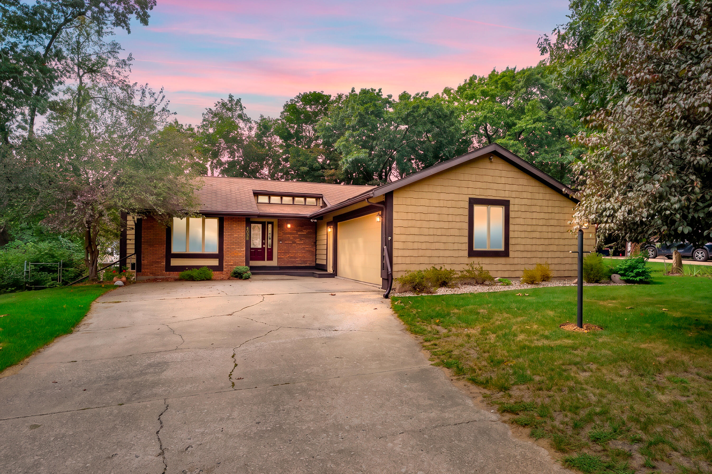 4038 Heights Lane Kalamazoo MI 49008