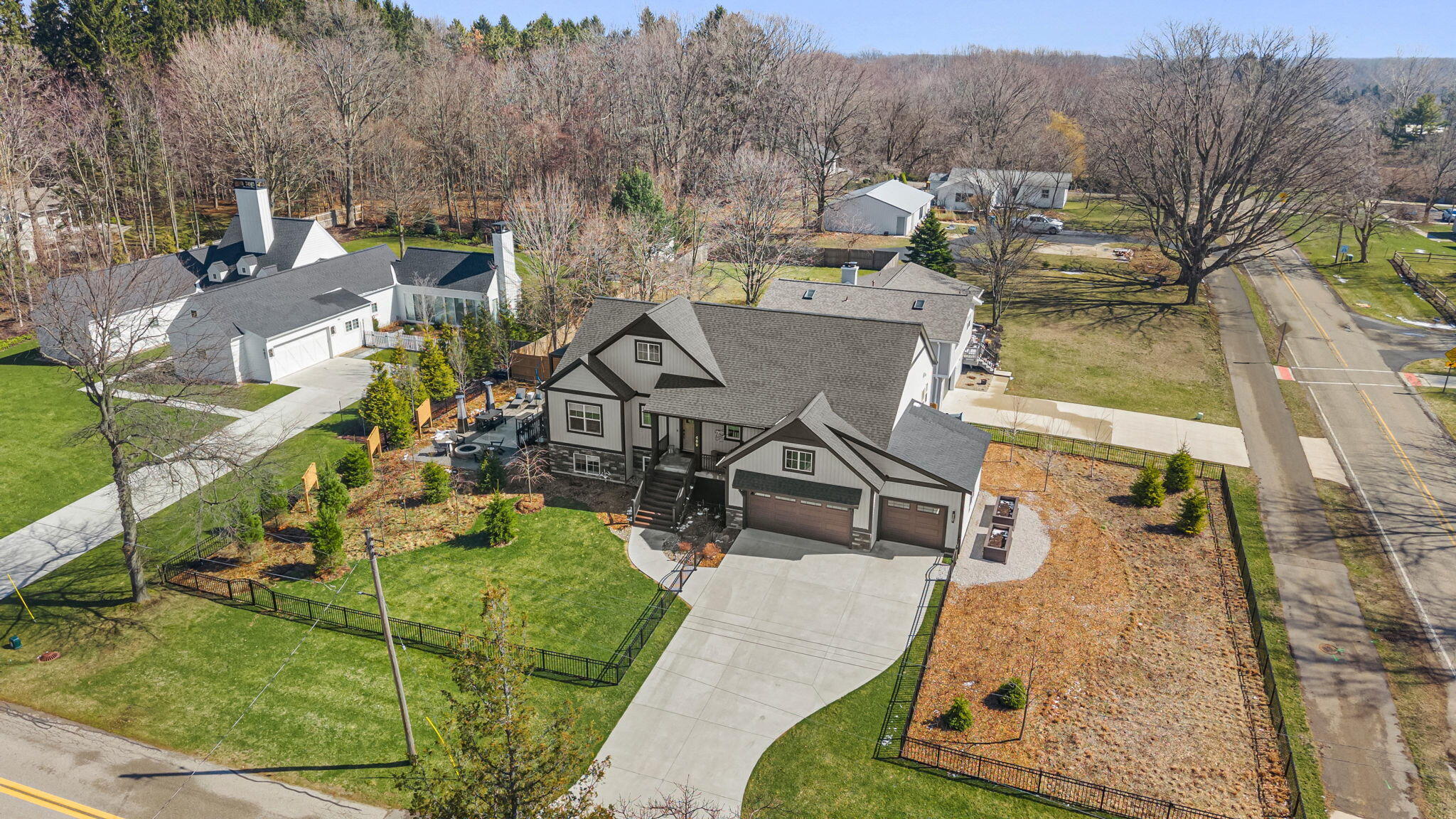 489 S Union Street Douglas MI 49406