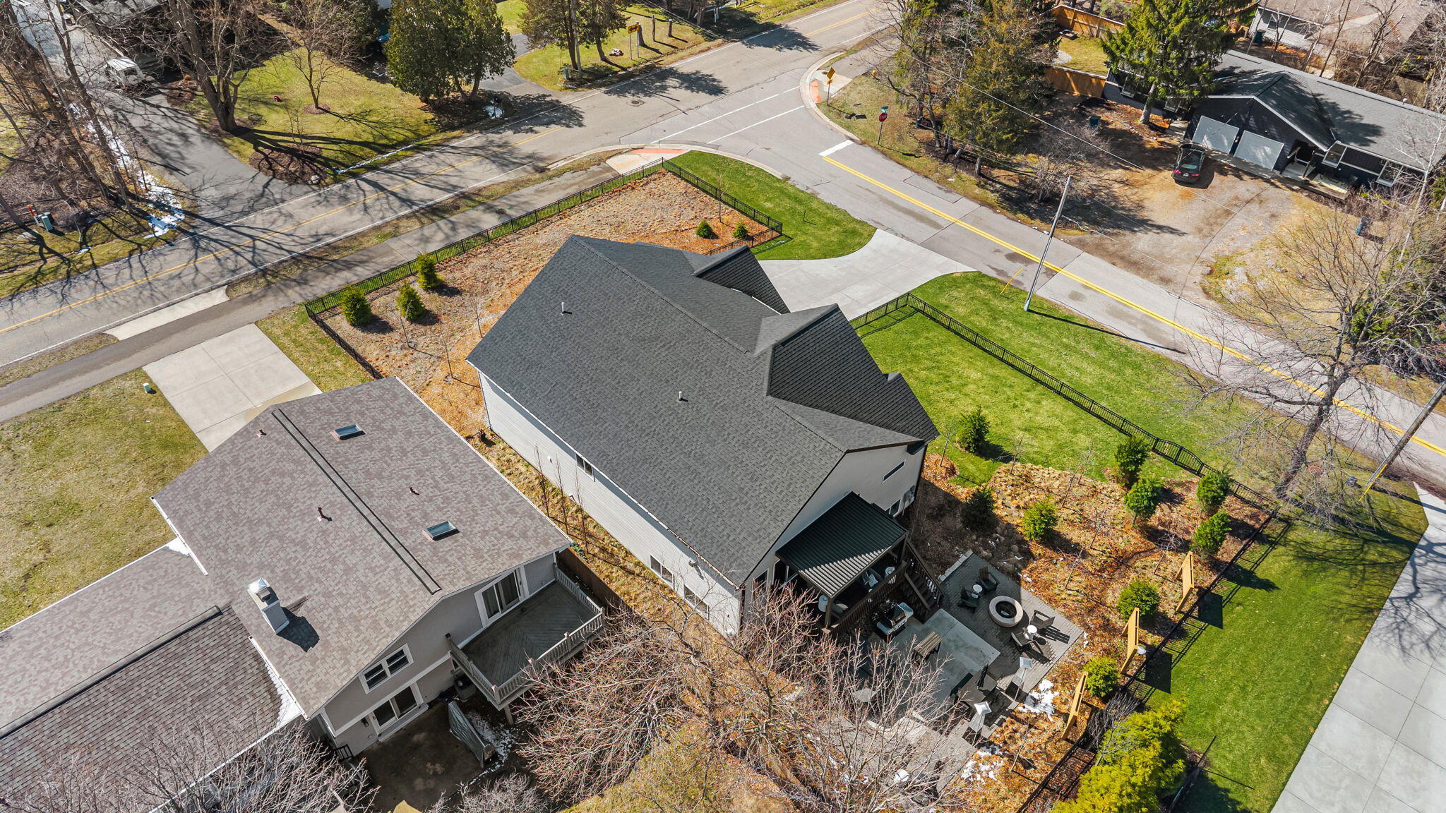489 S Union Street Douglas MI 49406