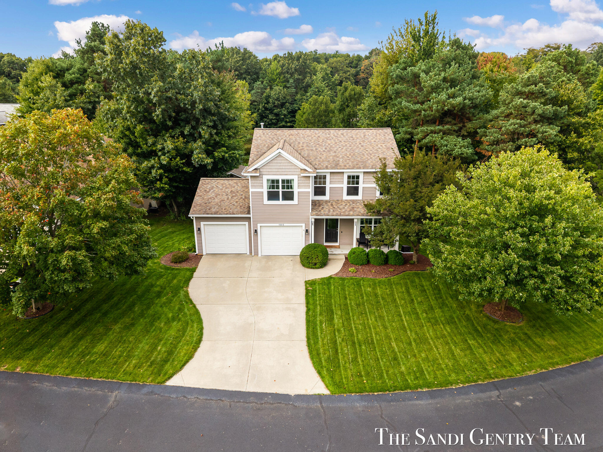 15313 Saddlebrook Court Grand Haven MI 49417