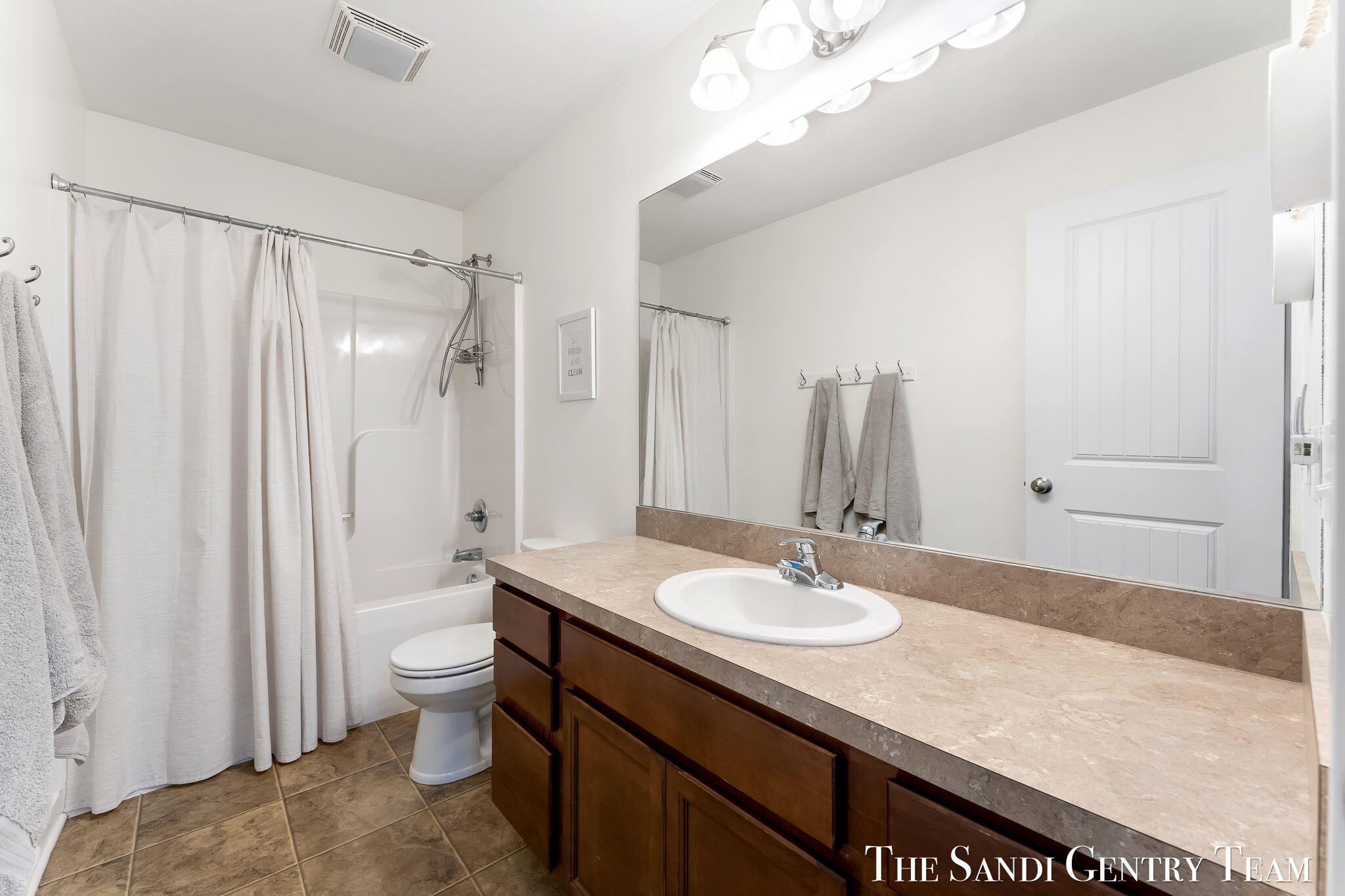 15313 Saddlebrook Court Grand Haven MI 49417