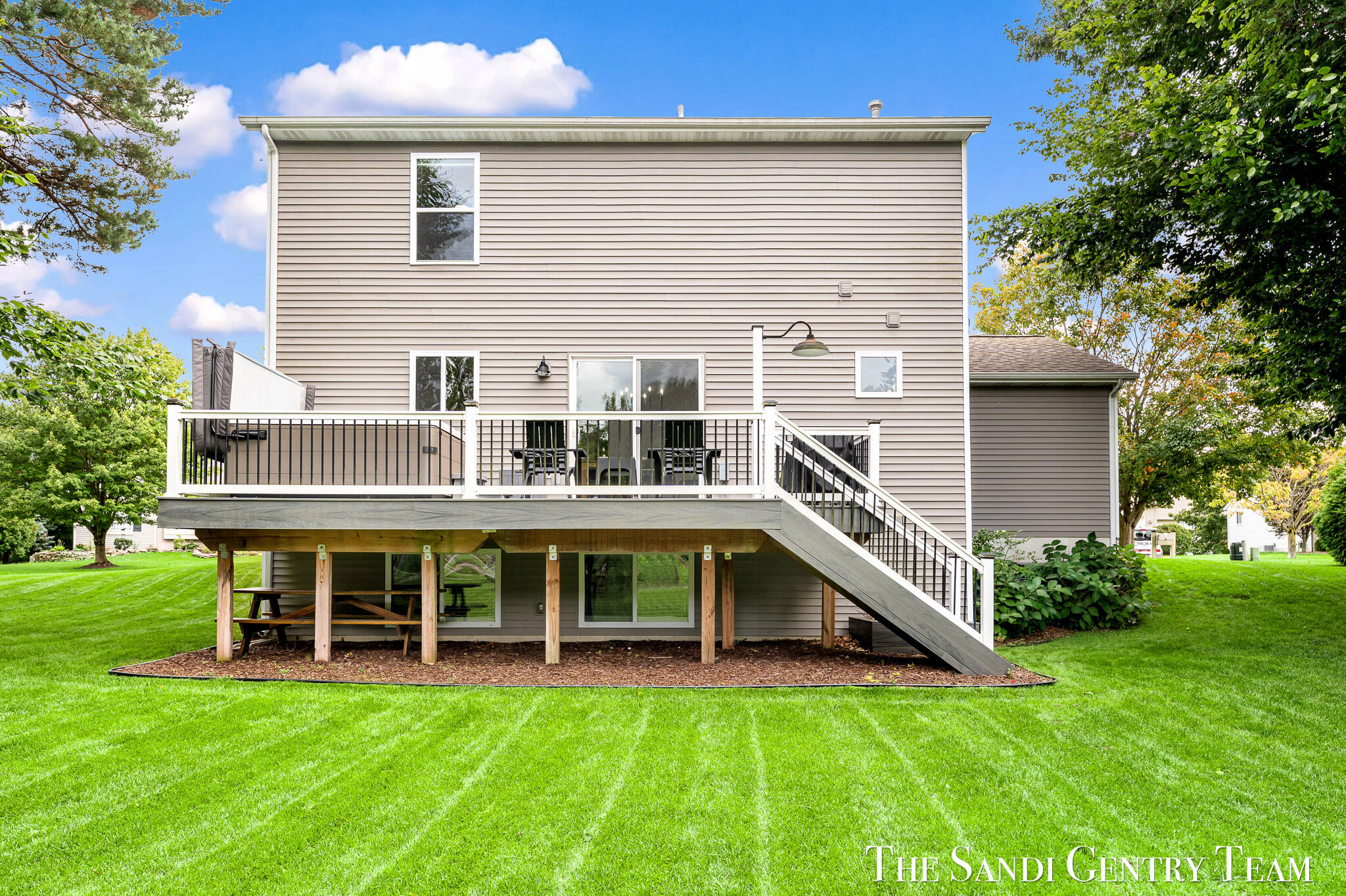 15313 Saddlebrook Court Grand Haven MI 49417