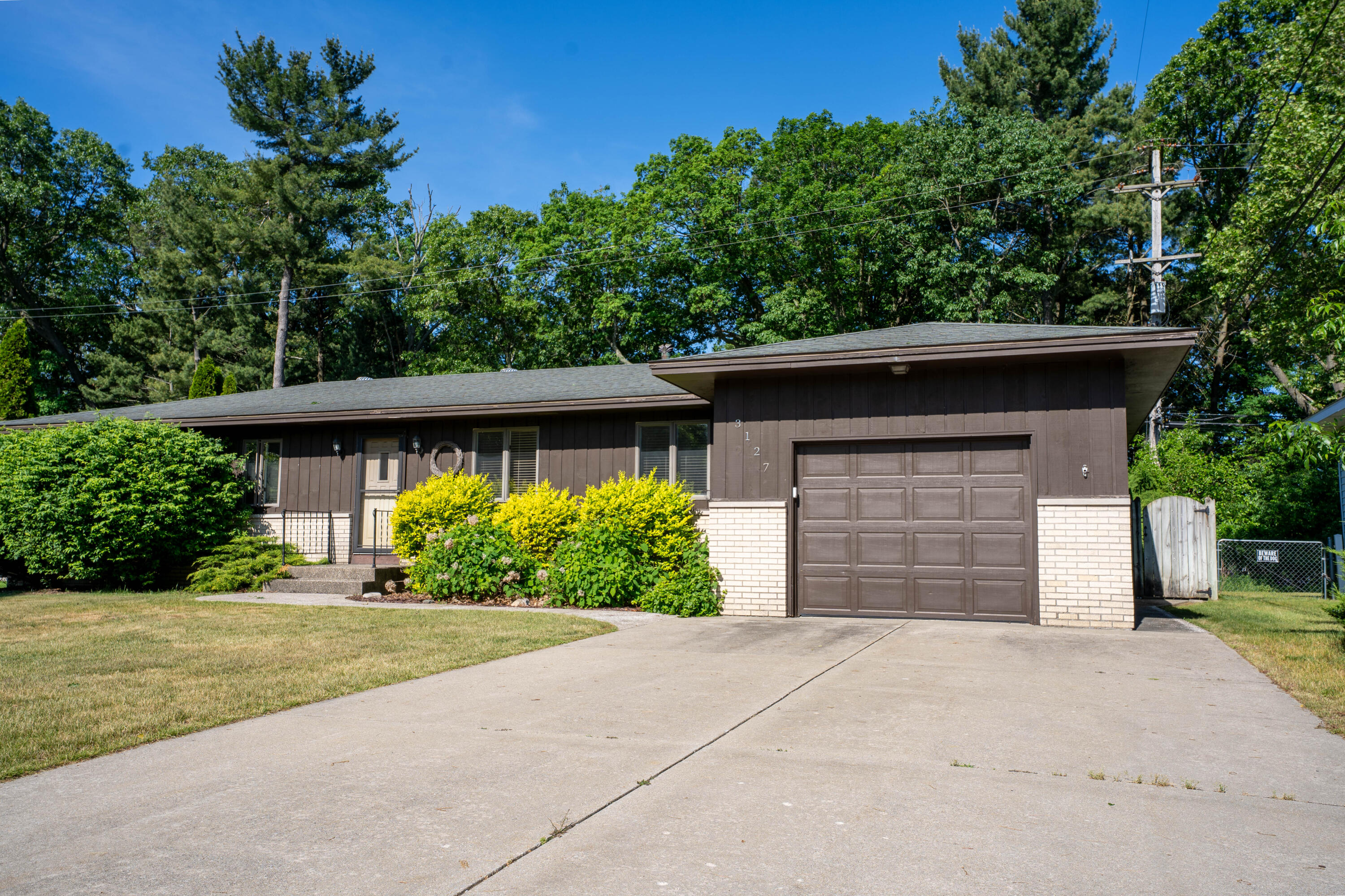 3127 Haverhill Court Muskegon MI 49441