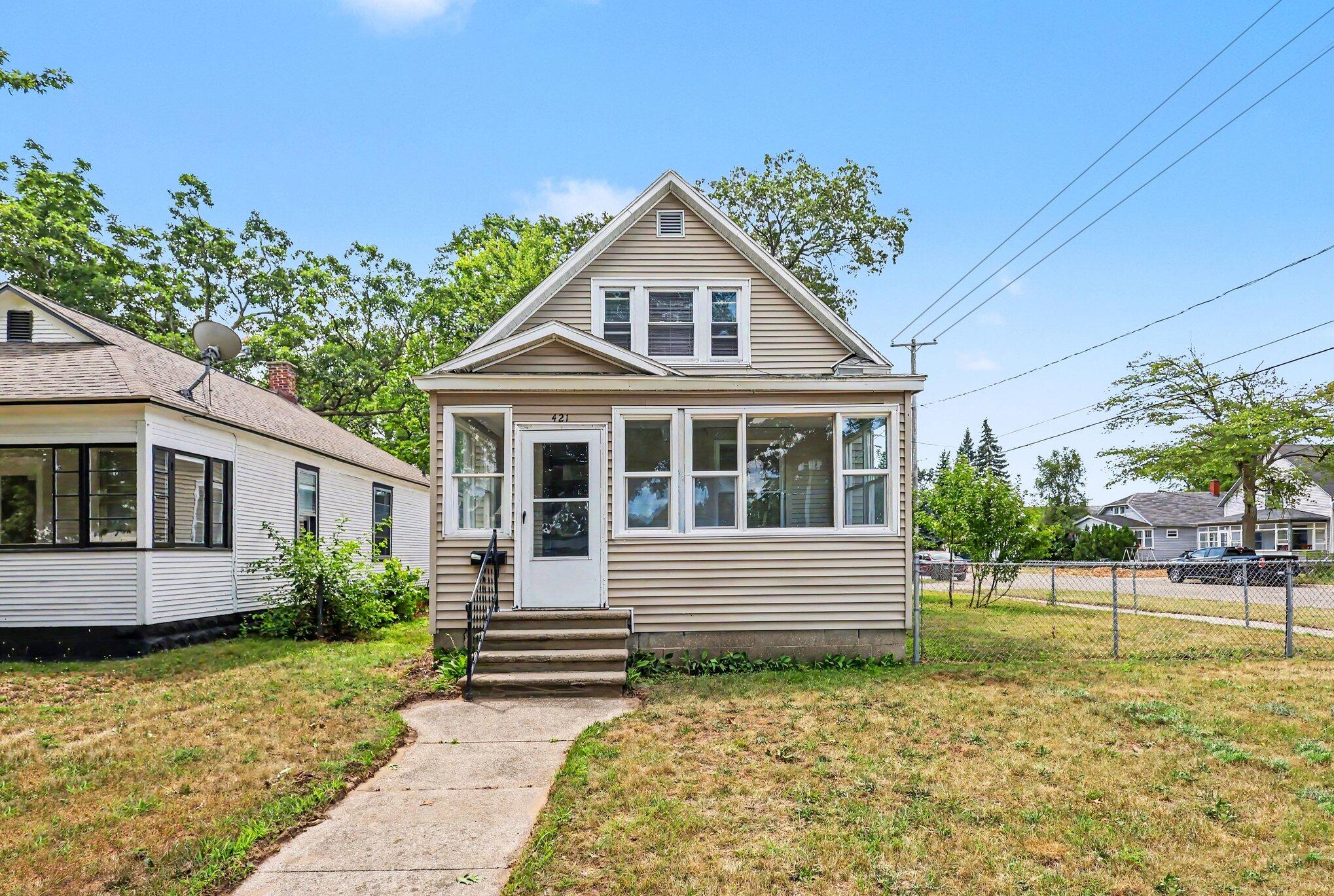 421 W Forest Avenue Muskegon MI 49441