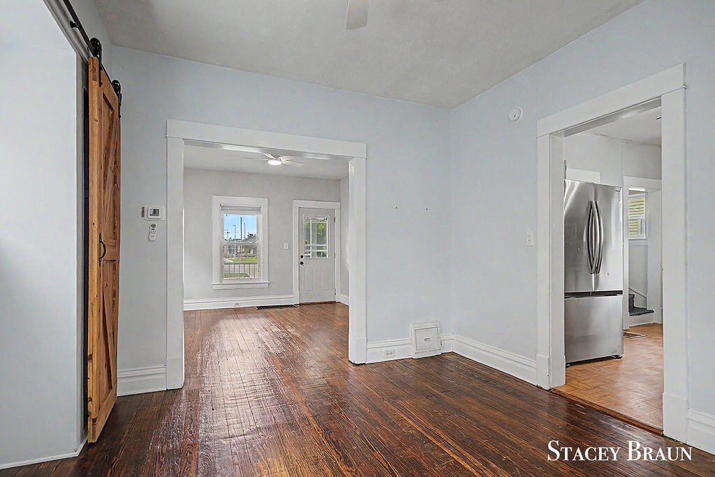 1009 Courtney Street NW Grand Rapids MI 49504