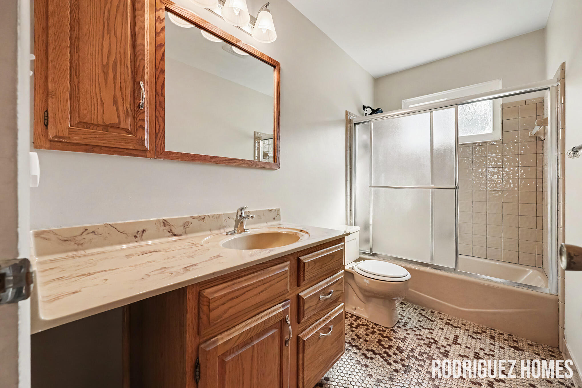 1732 Benjamin Avenue NE Grand Rapids MI 49505