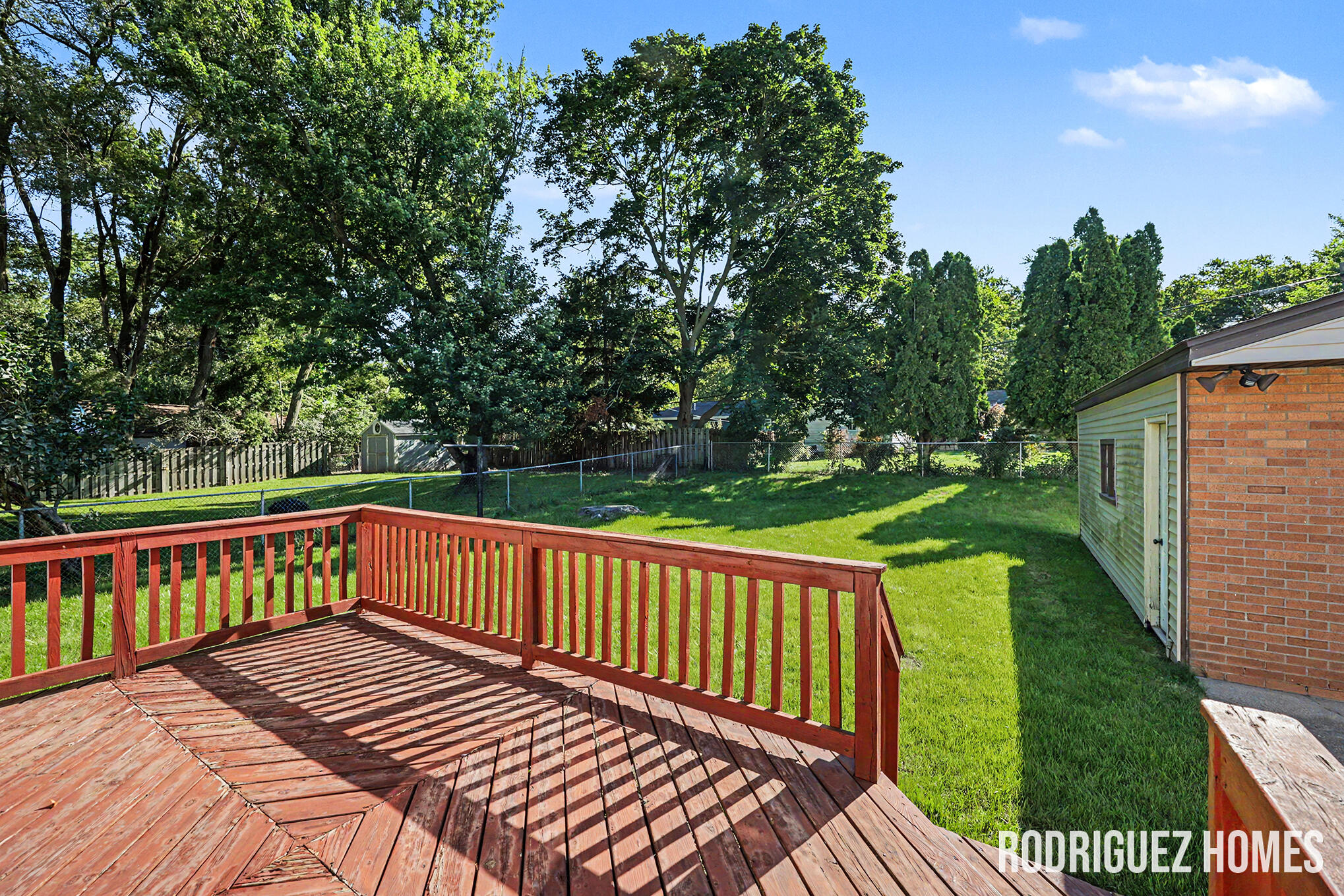 1732 Benjamin Avenue NE Grand Rapids MI 49505