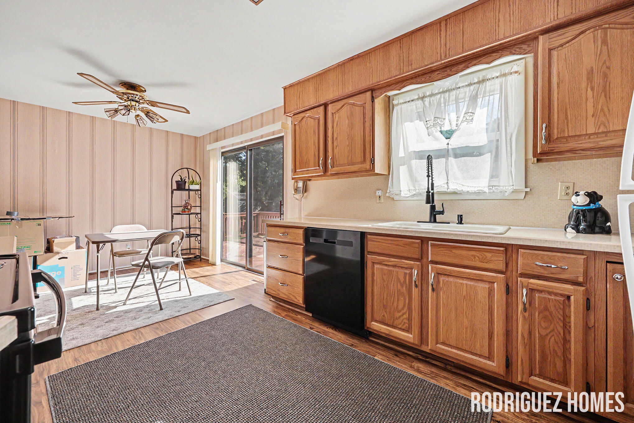 1732 Benjamin Avenue NE Grand Rapids MI 49505