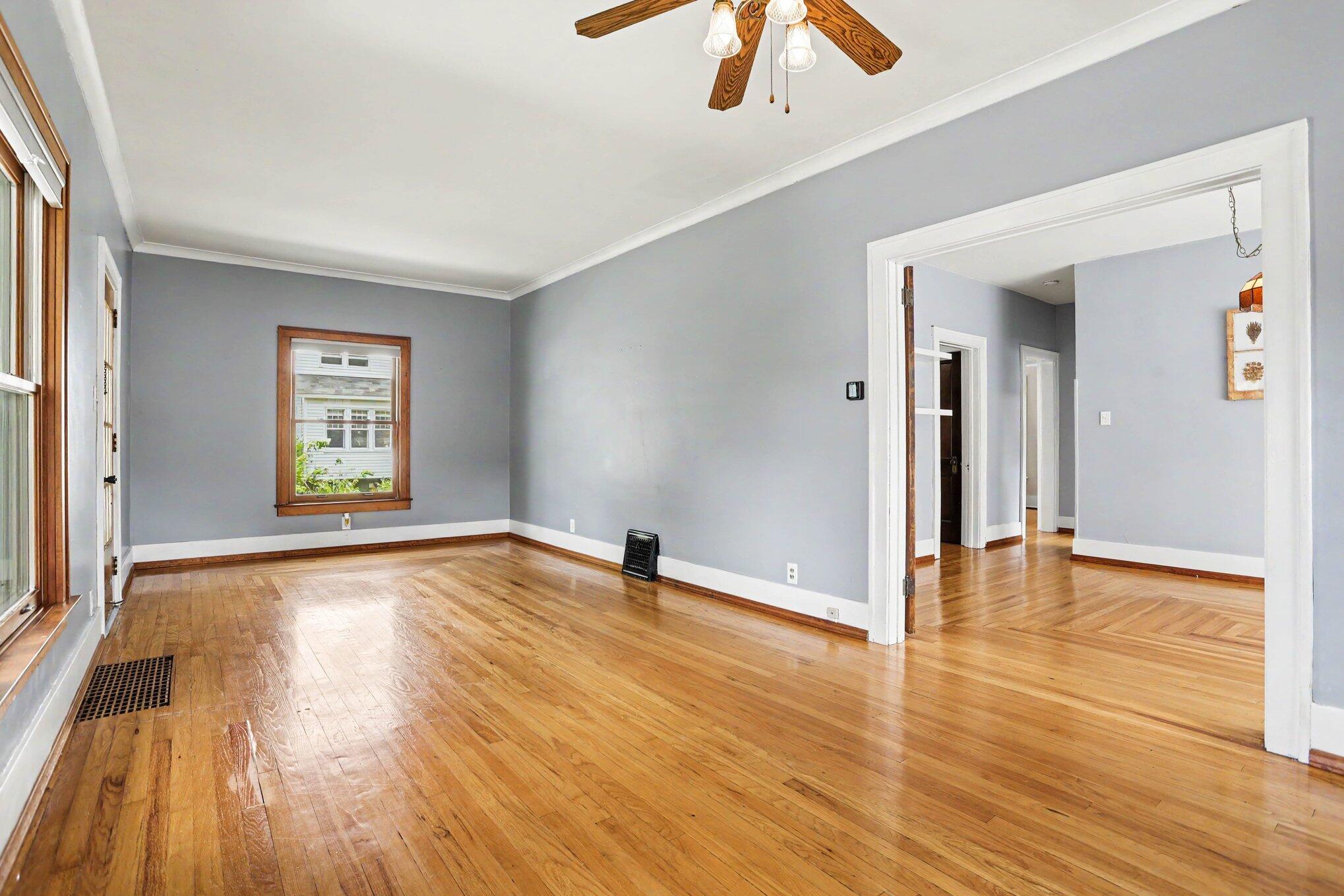 914 Dayton Avenue Kalamazoo MI 49048