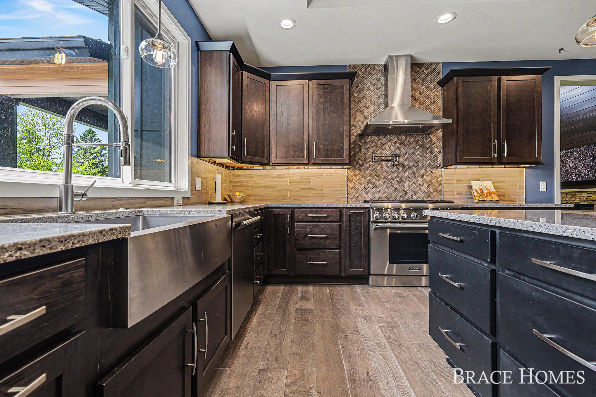 6234 Hall Street SE Grand Rapids MI 49546