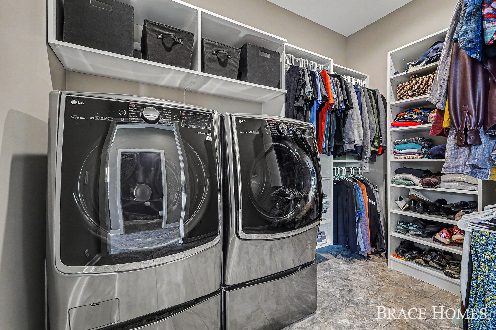 6234 Hall Street SE Grand Rapids MI 49546