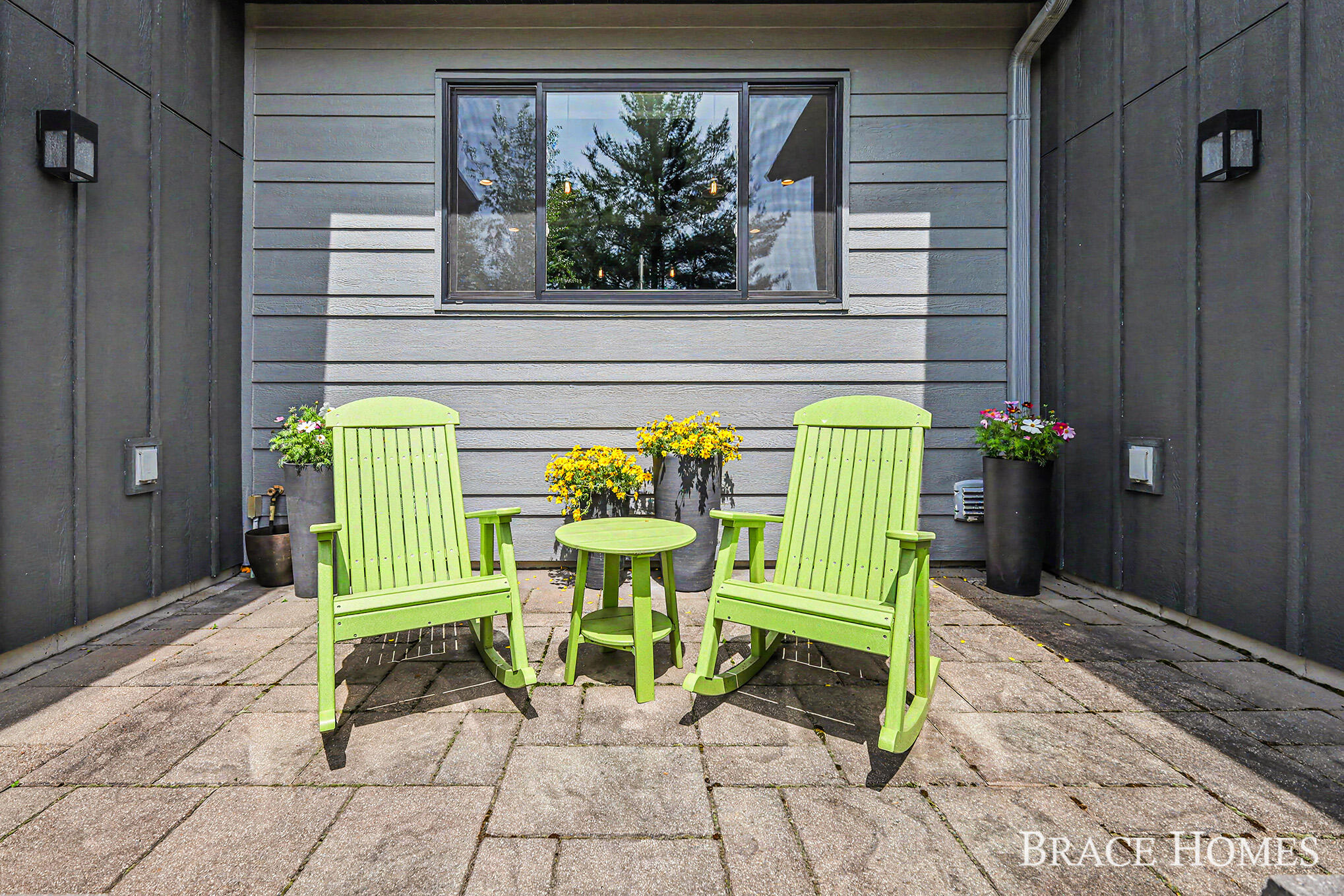 6234 Hall Street SE Grand Rapids MI 49546