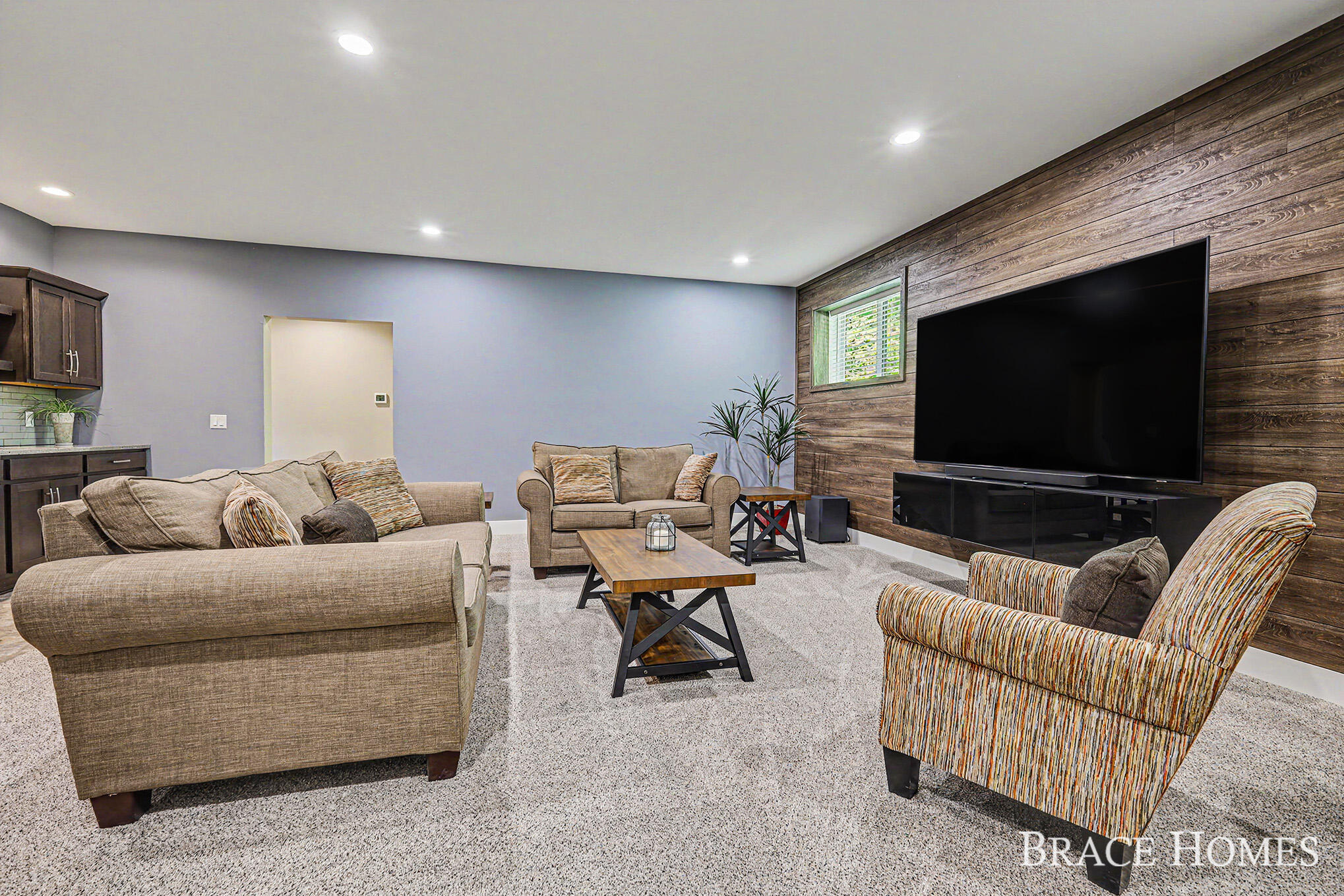 6234 Hall Street SE Grand Rapids MI 49546