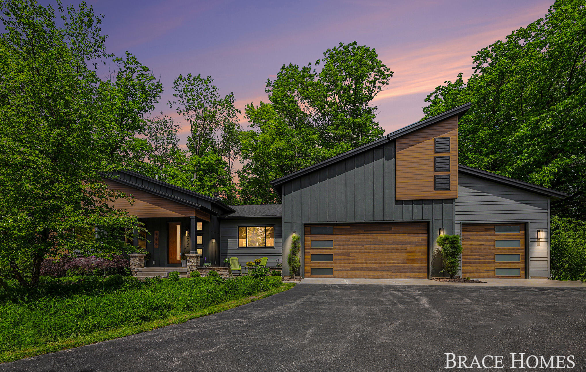 6234 Hall Street SE Grand Rapids MI 49546