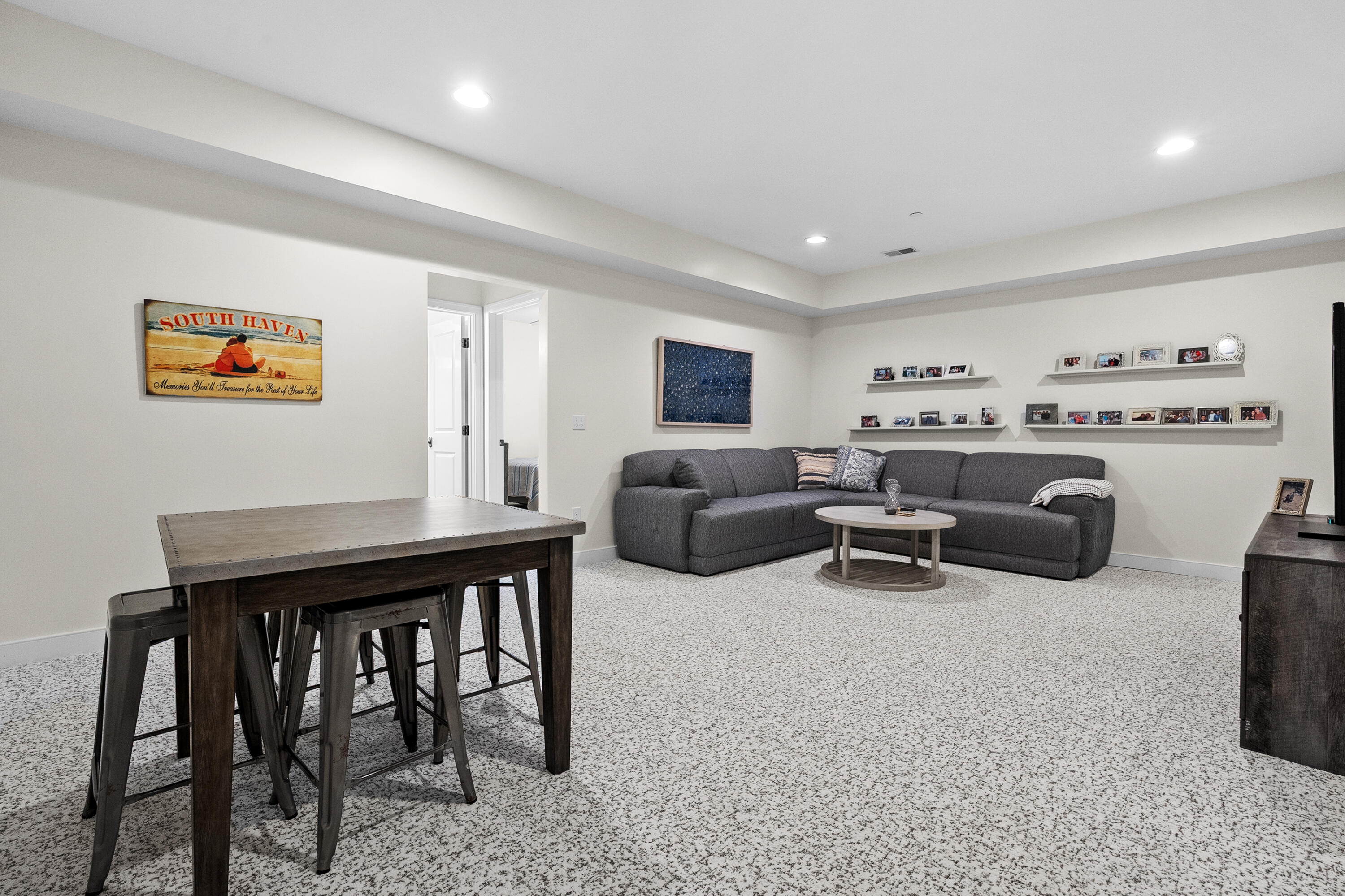 7179 Windcliff Drive South Haven MI 49090