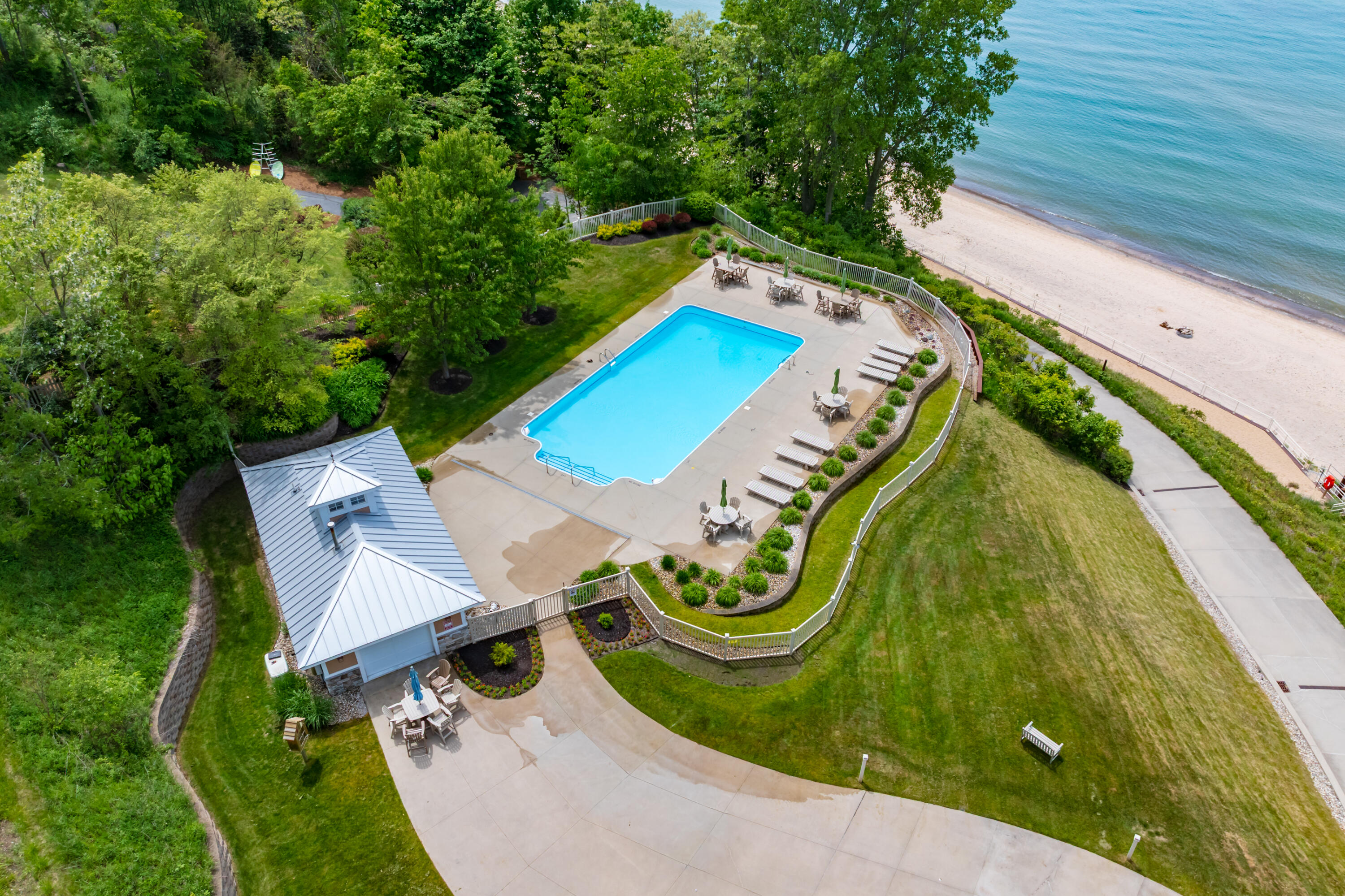 7179 Windcliff Drive South Haven MI 49090