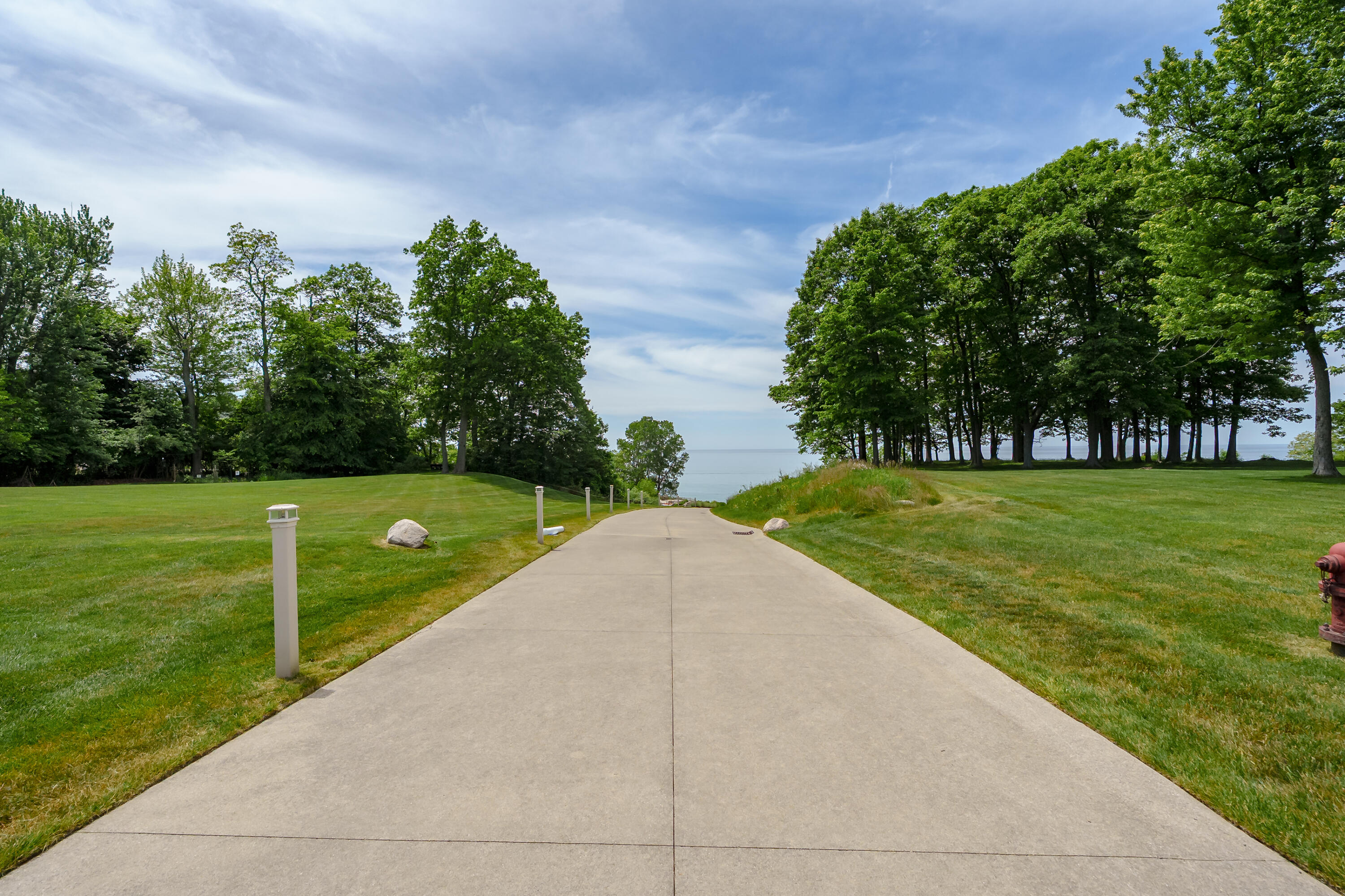 7179 Windcliff Drive South Haven MI 49090