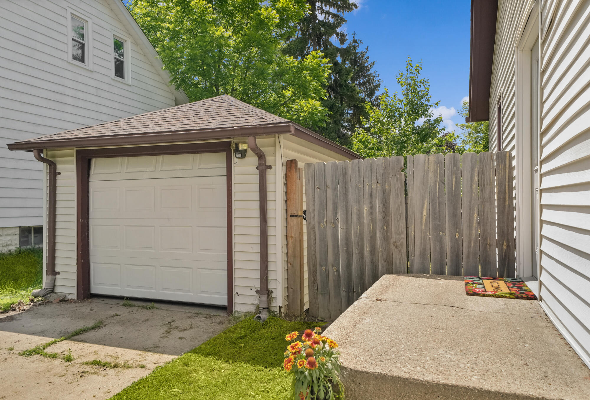 924 Spencer Street NE Grand Rapids MI 49505
