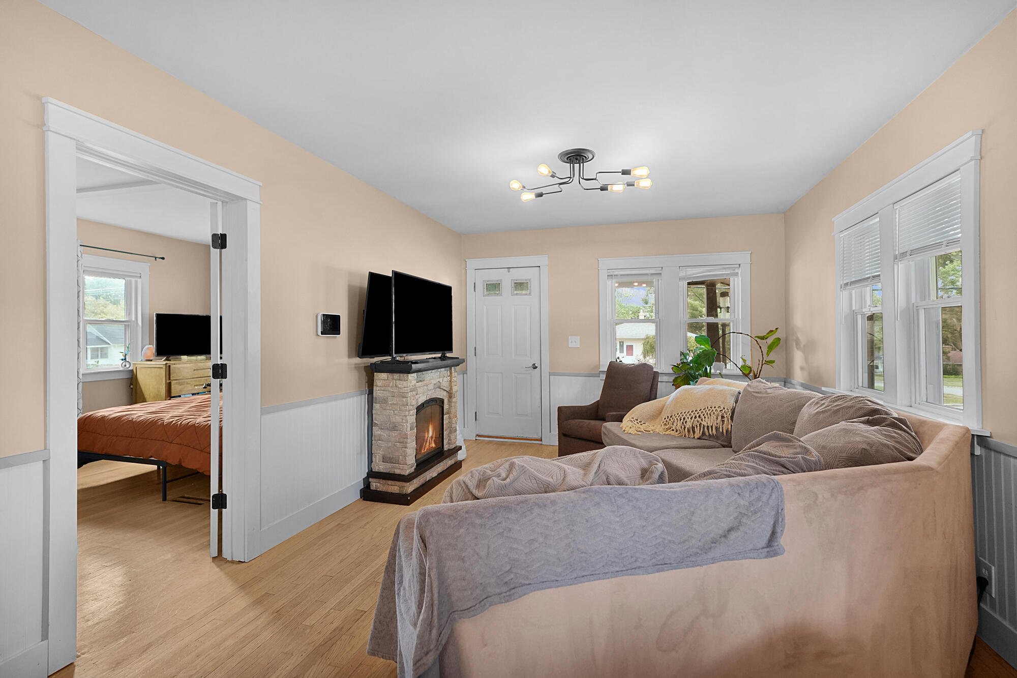 924 Spencer Street NE Grand Rapids MI 49505