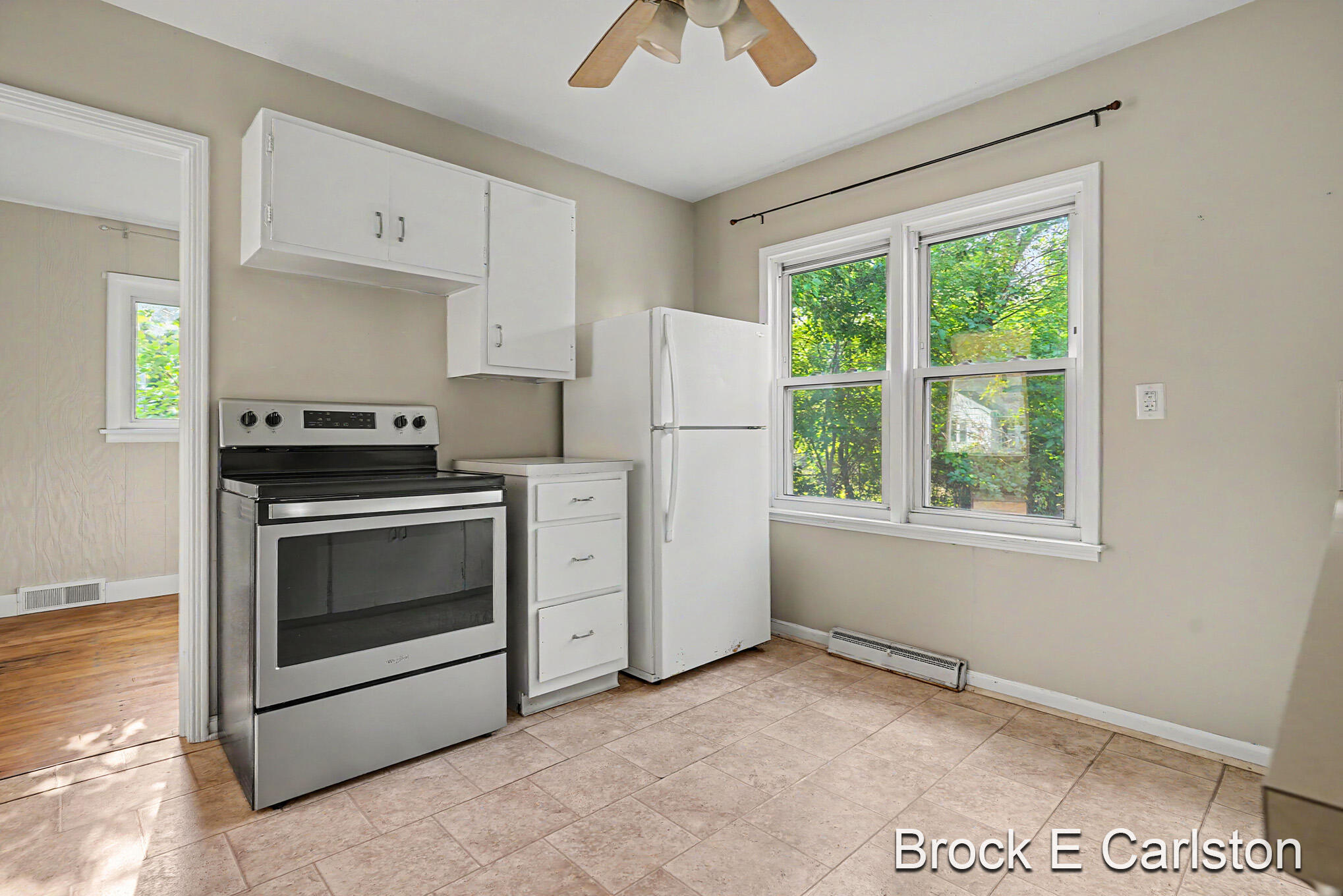 2315 Harding Avenue Muskegon MI 49441