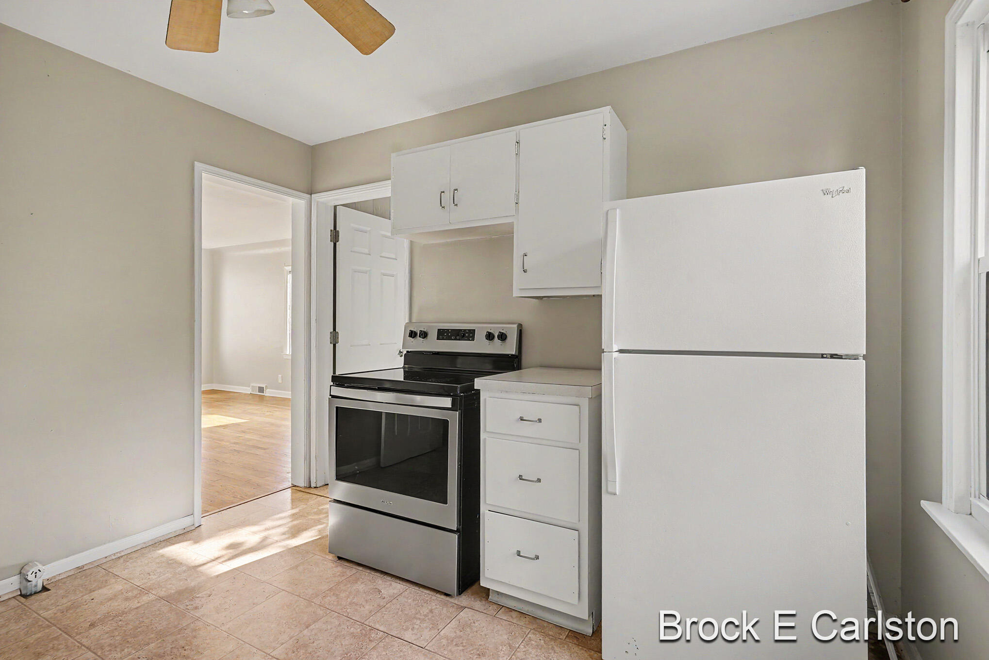 2315 Harding Avenue Muskegon MI 49441