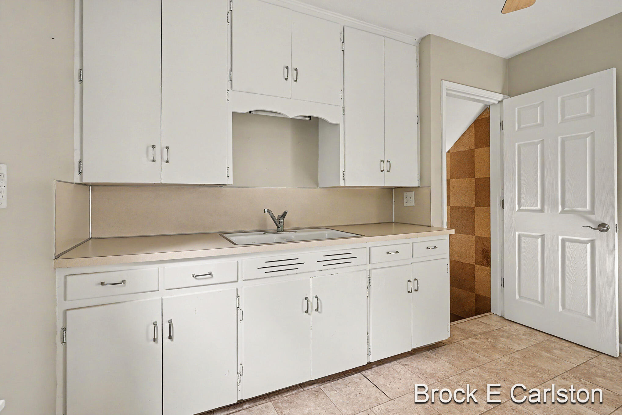 2315 Harding Avenue Muskegon MI 49441