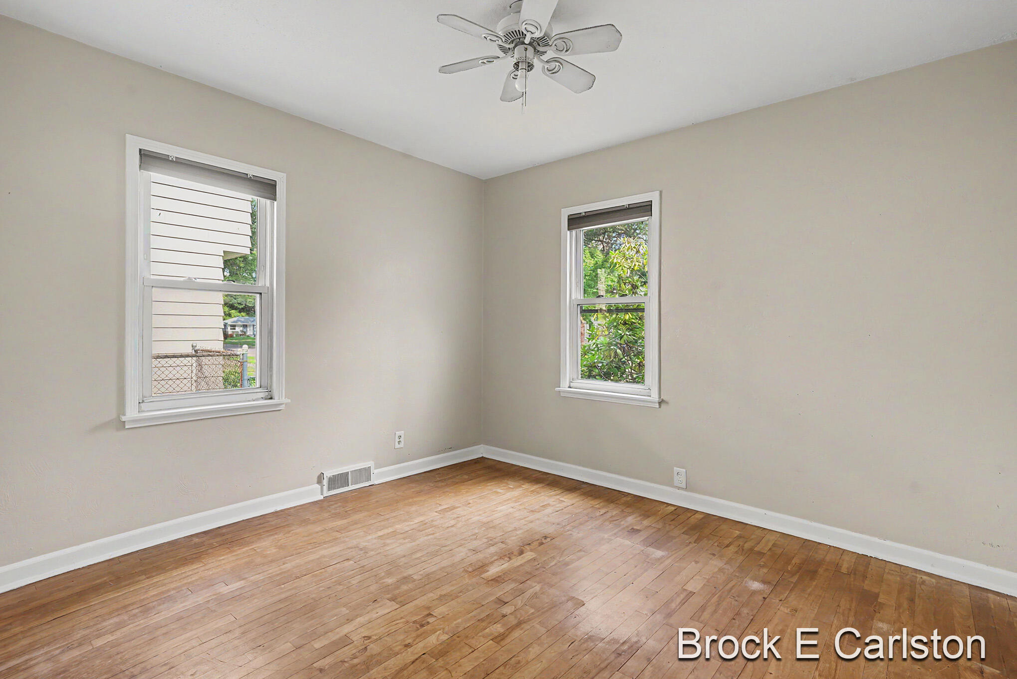 2315 Harding Avenue Muskegon MI 49441