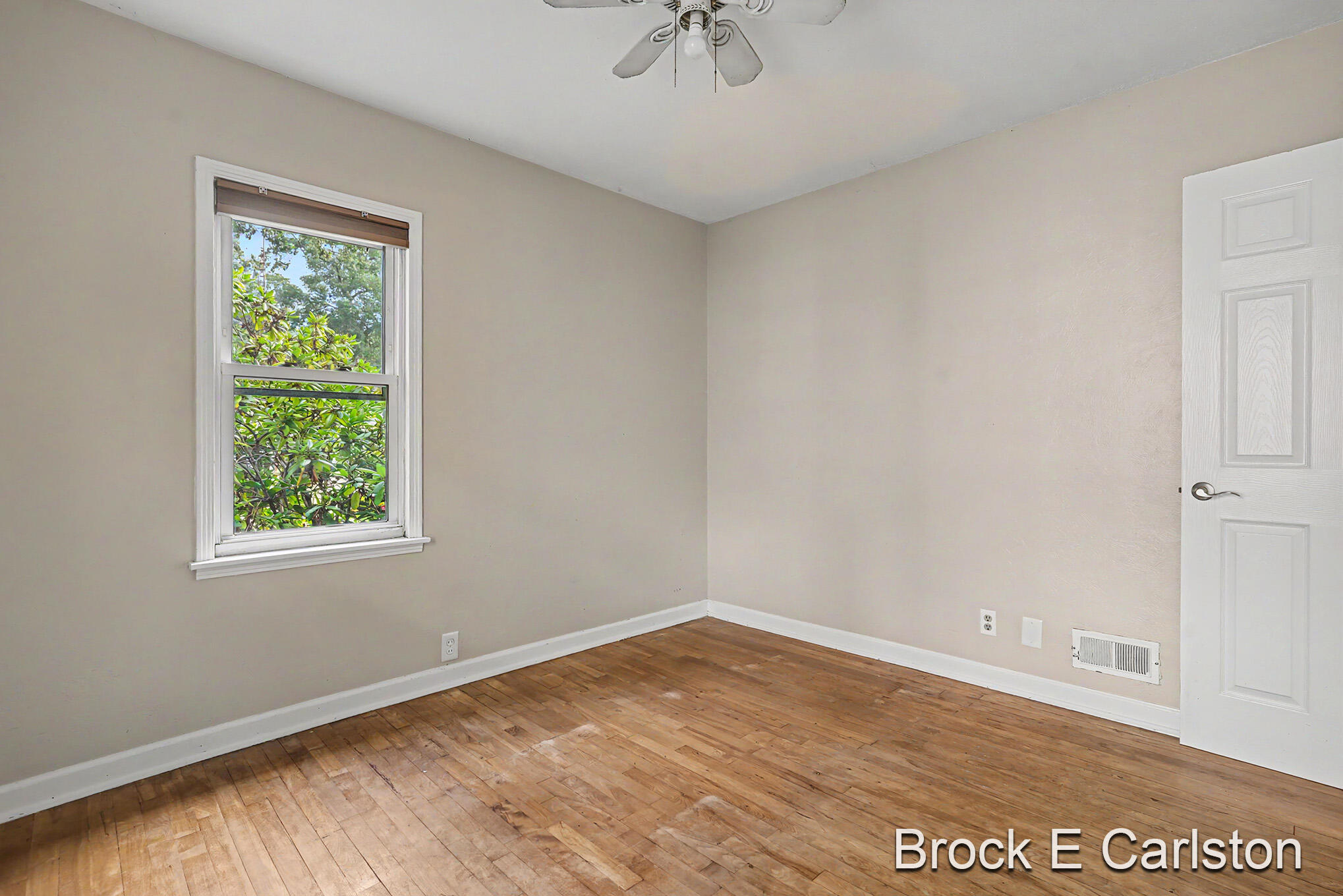 2315 Harding Avenue Muskegon MI 49441