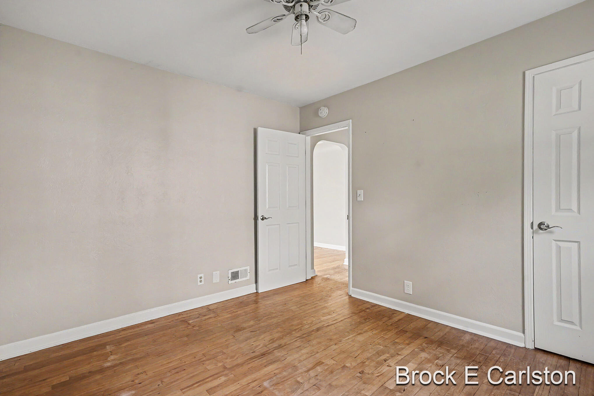 2315 Harding Avenue Muskegon MI 49441