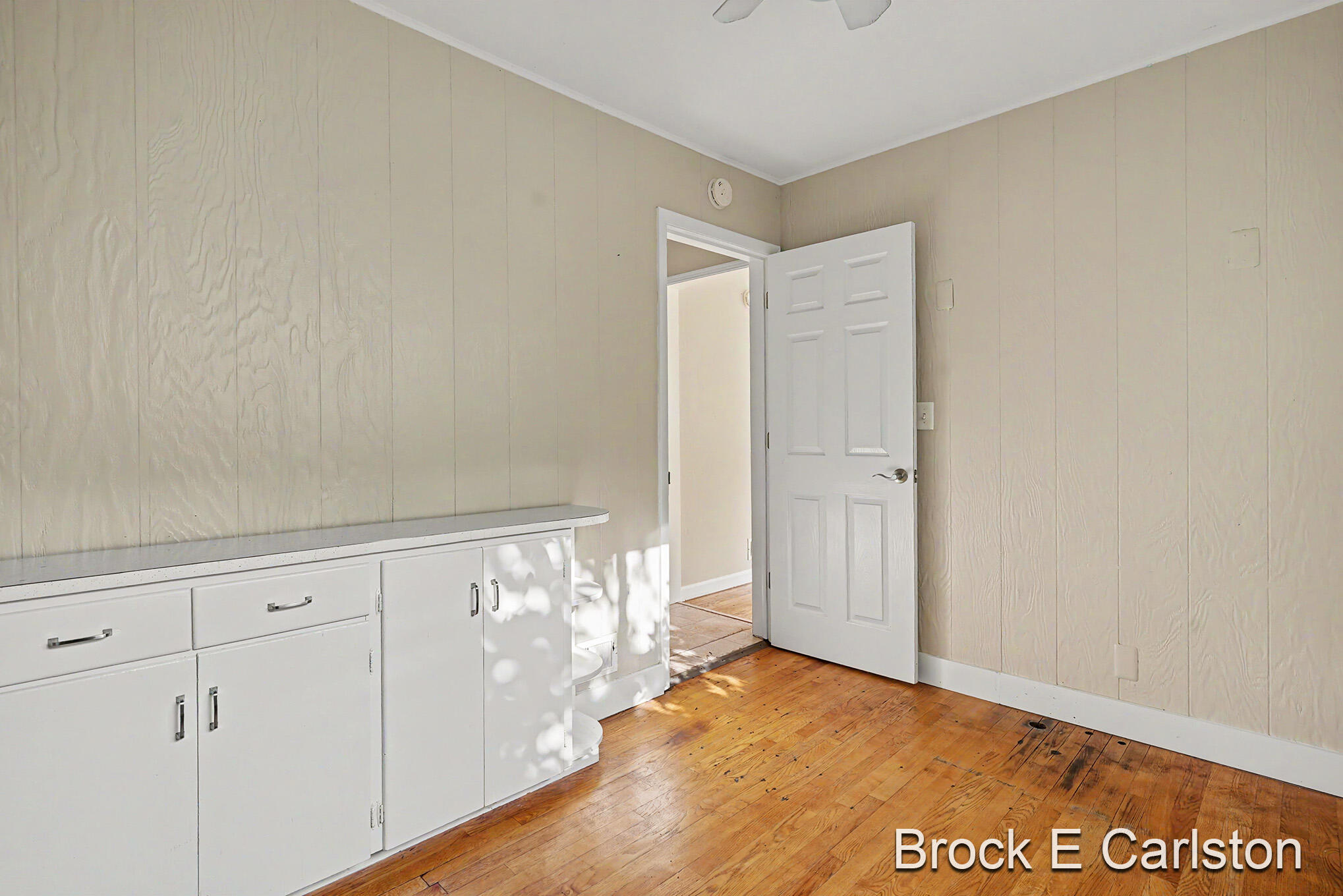 2315 Harding Avenue Muskegon MI 49441