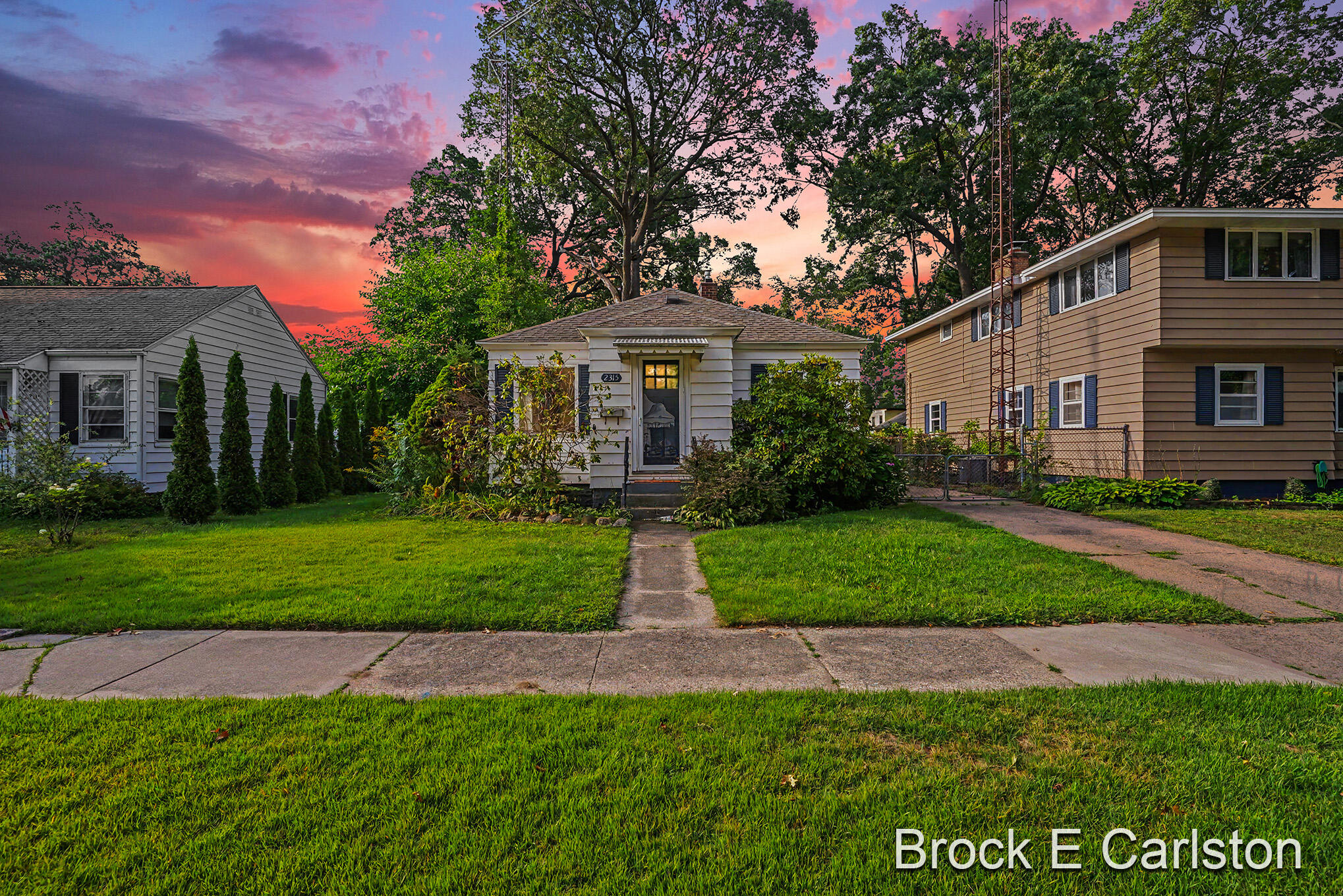 2315 Harding Avenue Muskegon MI 49441