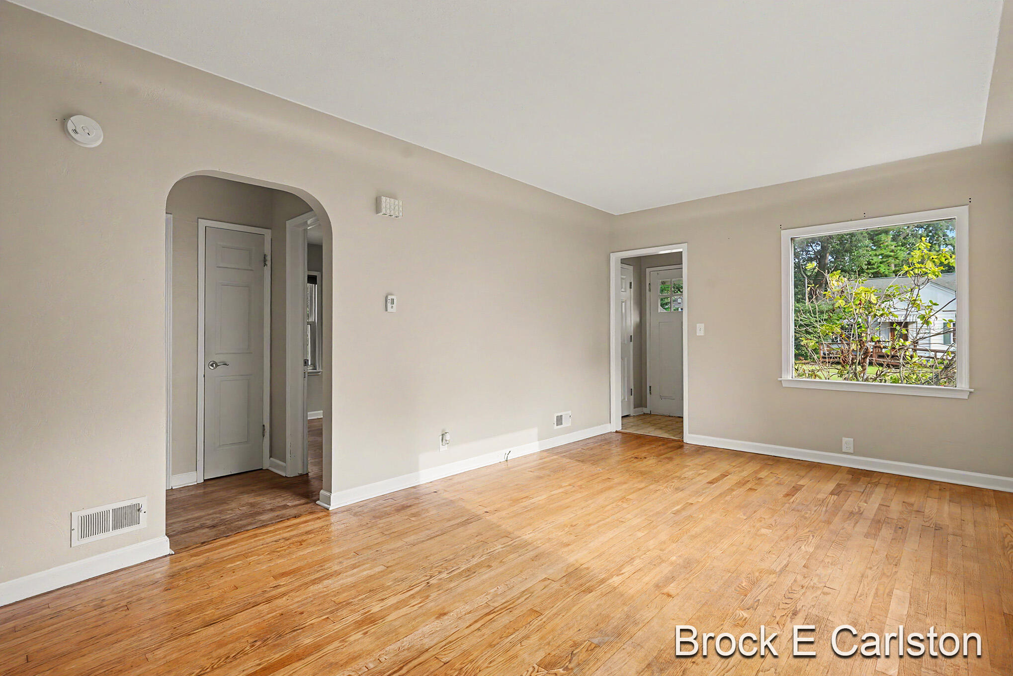 2315 Harding Avenue Muskegon MI 49441