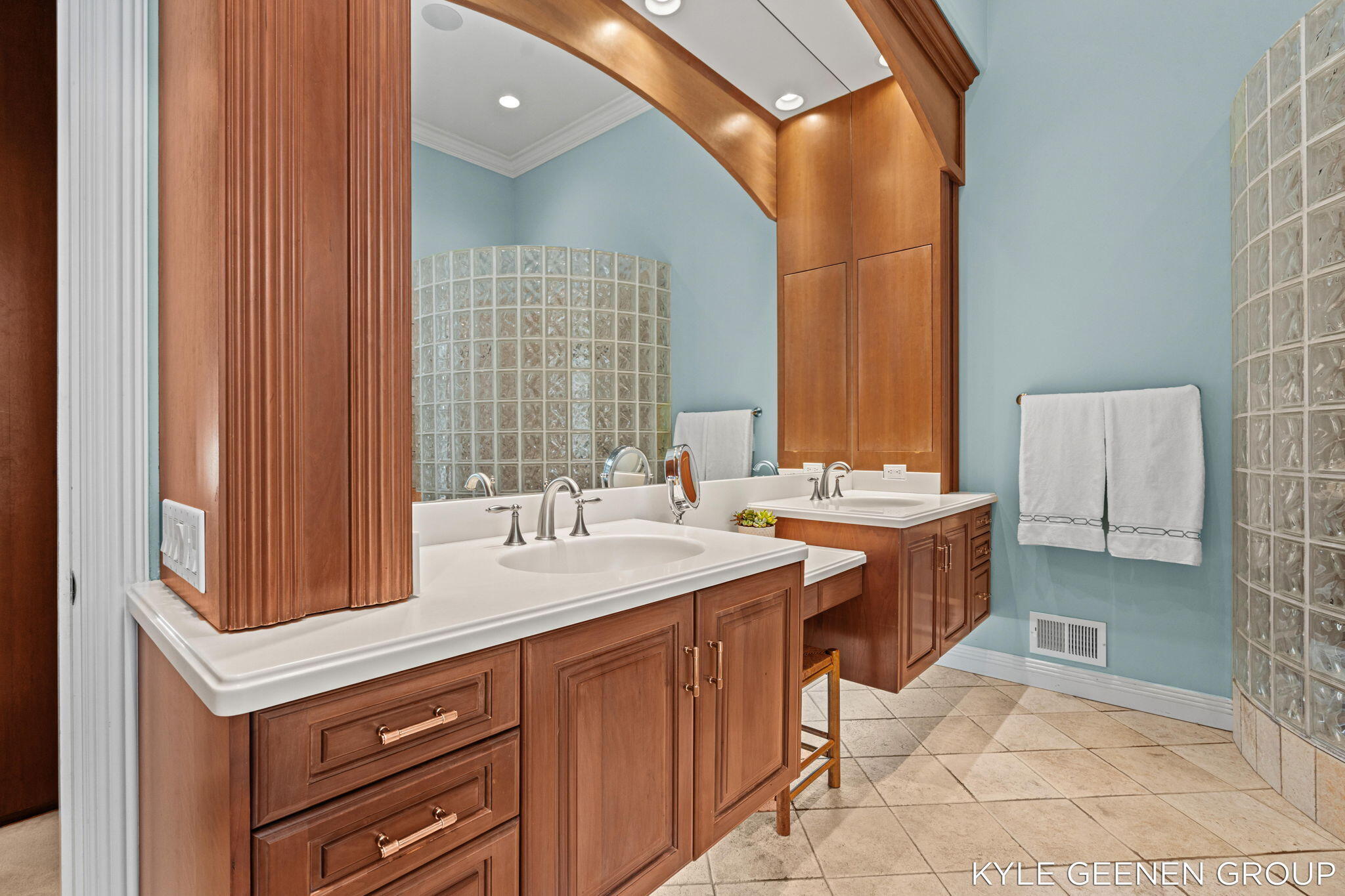 4951 Rosabelle Beach Avenue Holland MI 49424