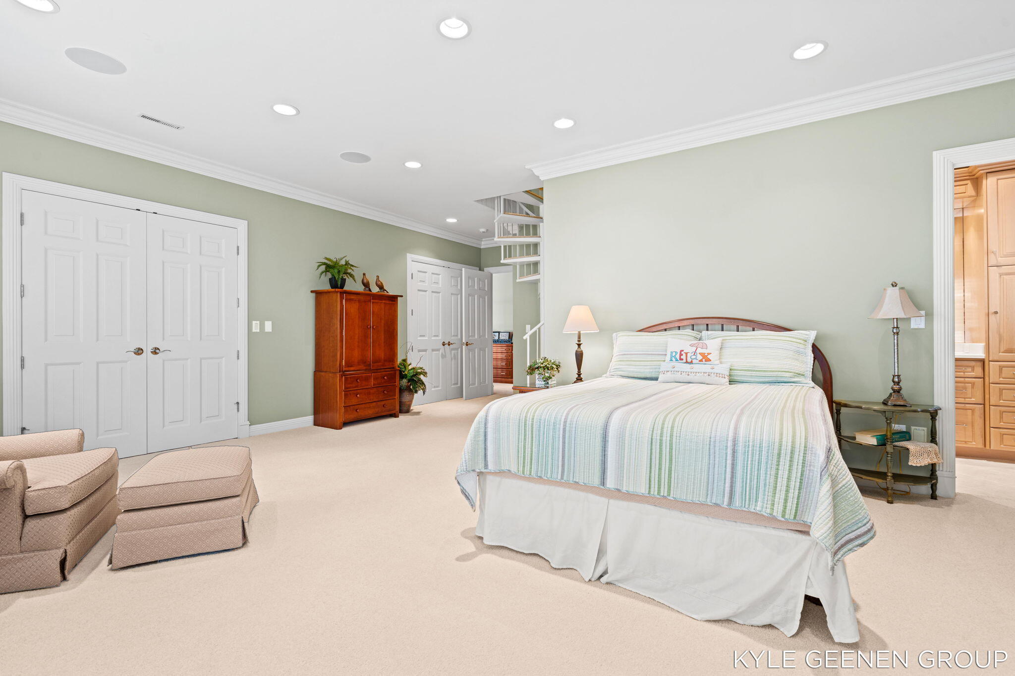 4951 Rosabelle Beach Avenue Holland MI 49424