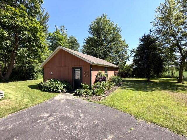 4084 Hartman Road Sodus MI 49126