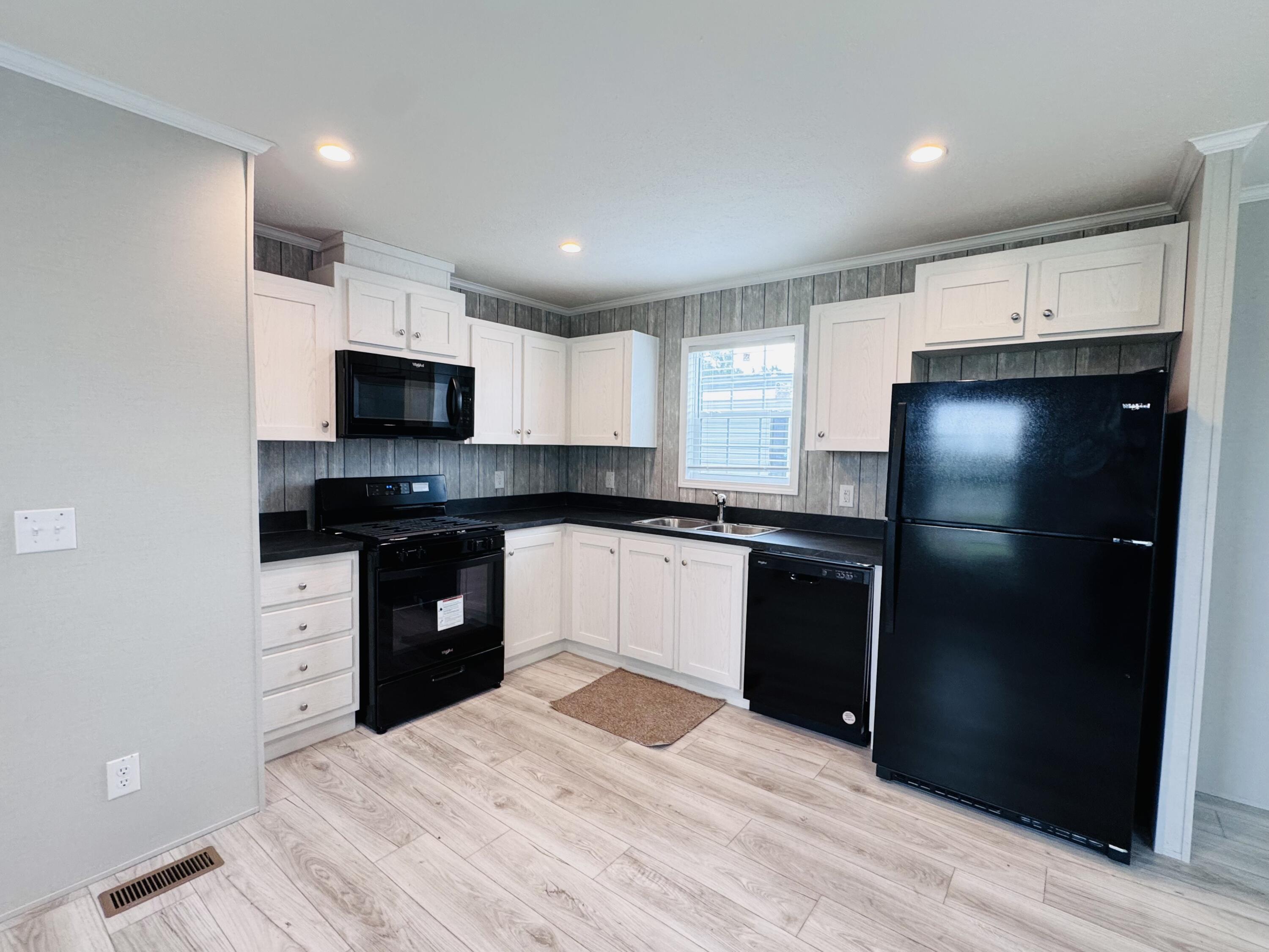 59733 Decatur Road Cassopolis MI 49031
